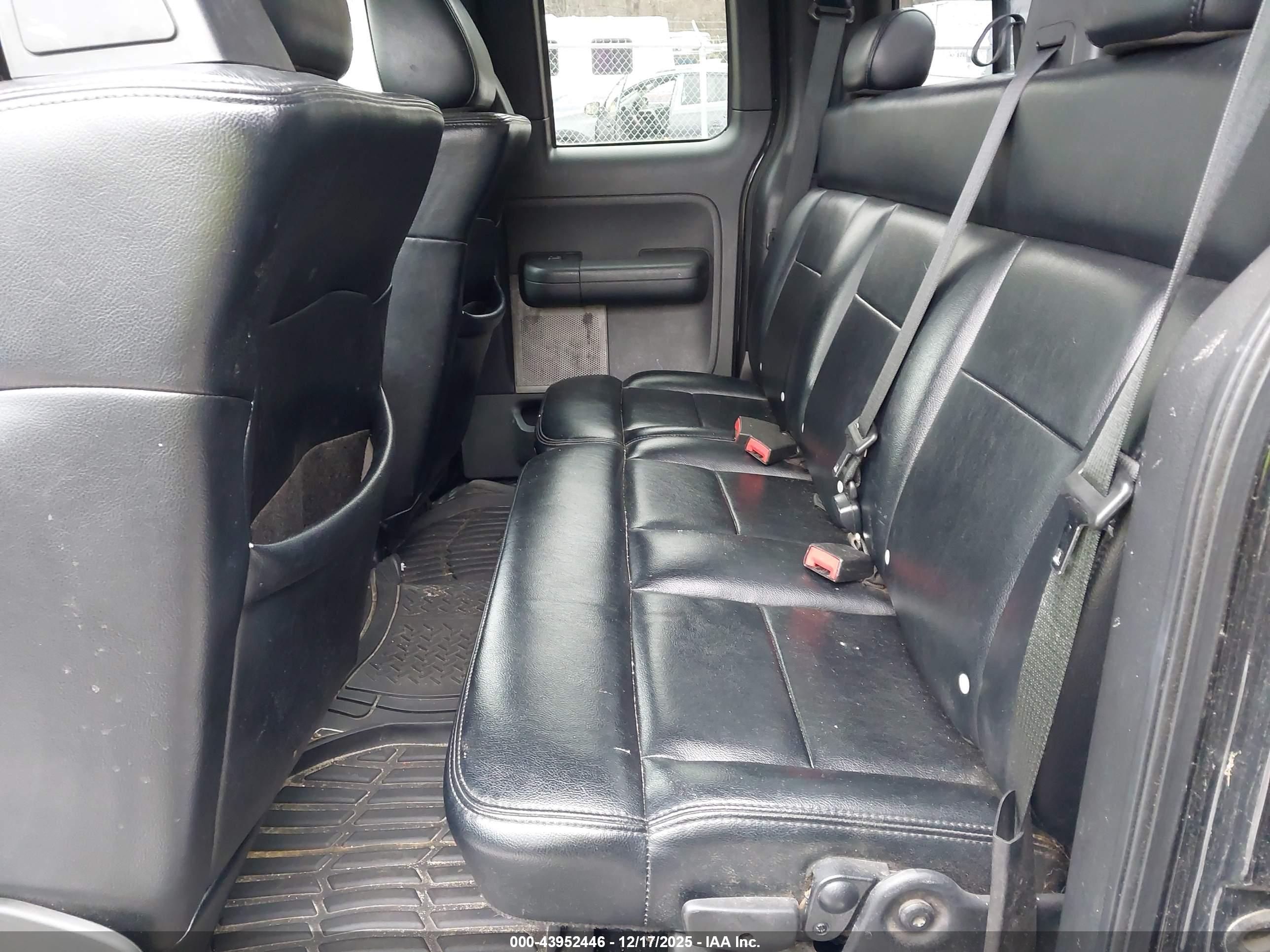 FORD F-150 image 8