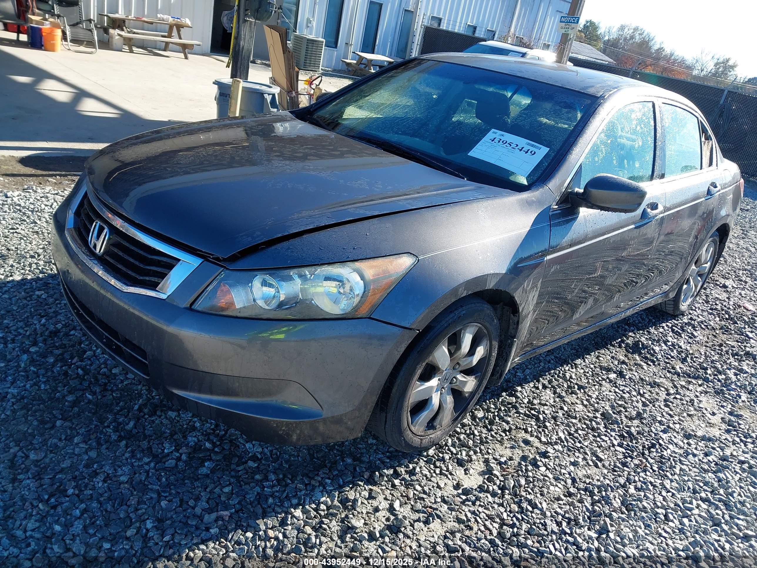 HONDA ACCORD image 2