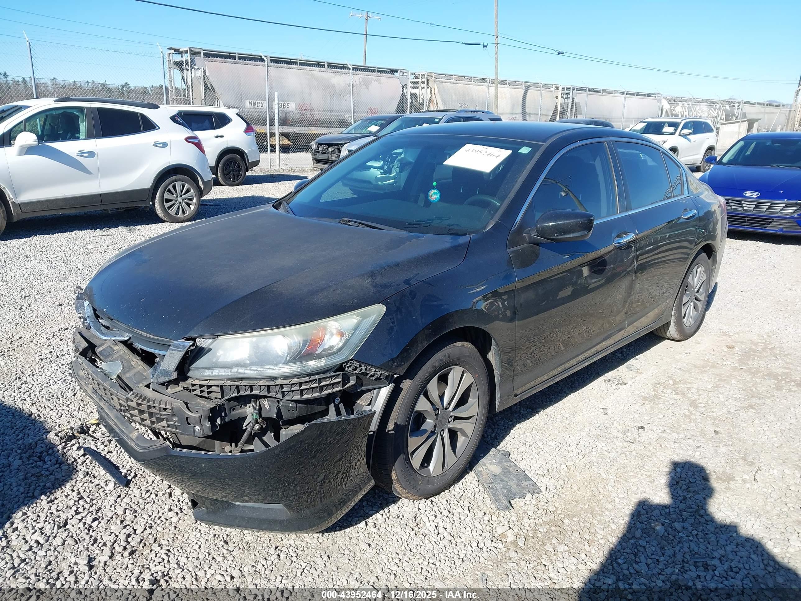 HONDA ACCORD image 2