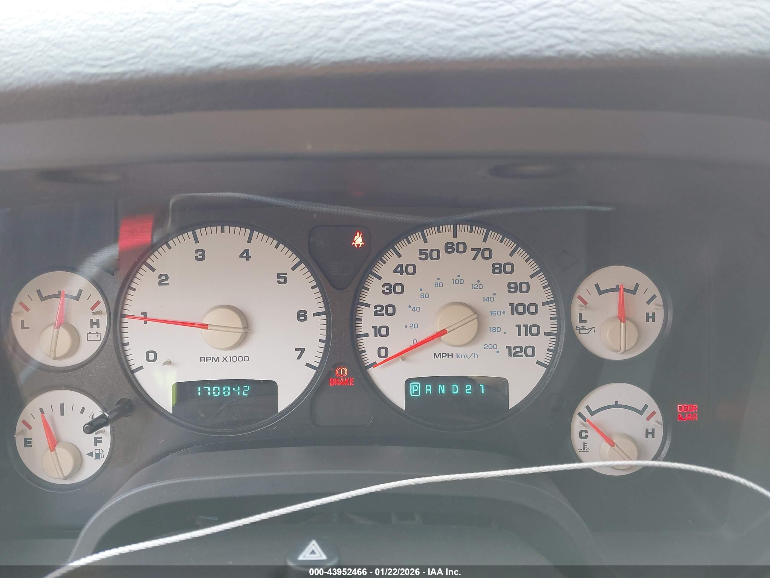 DODGE RAM image 7