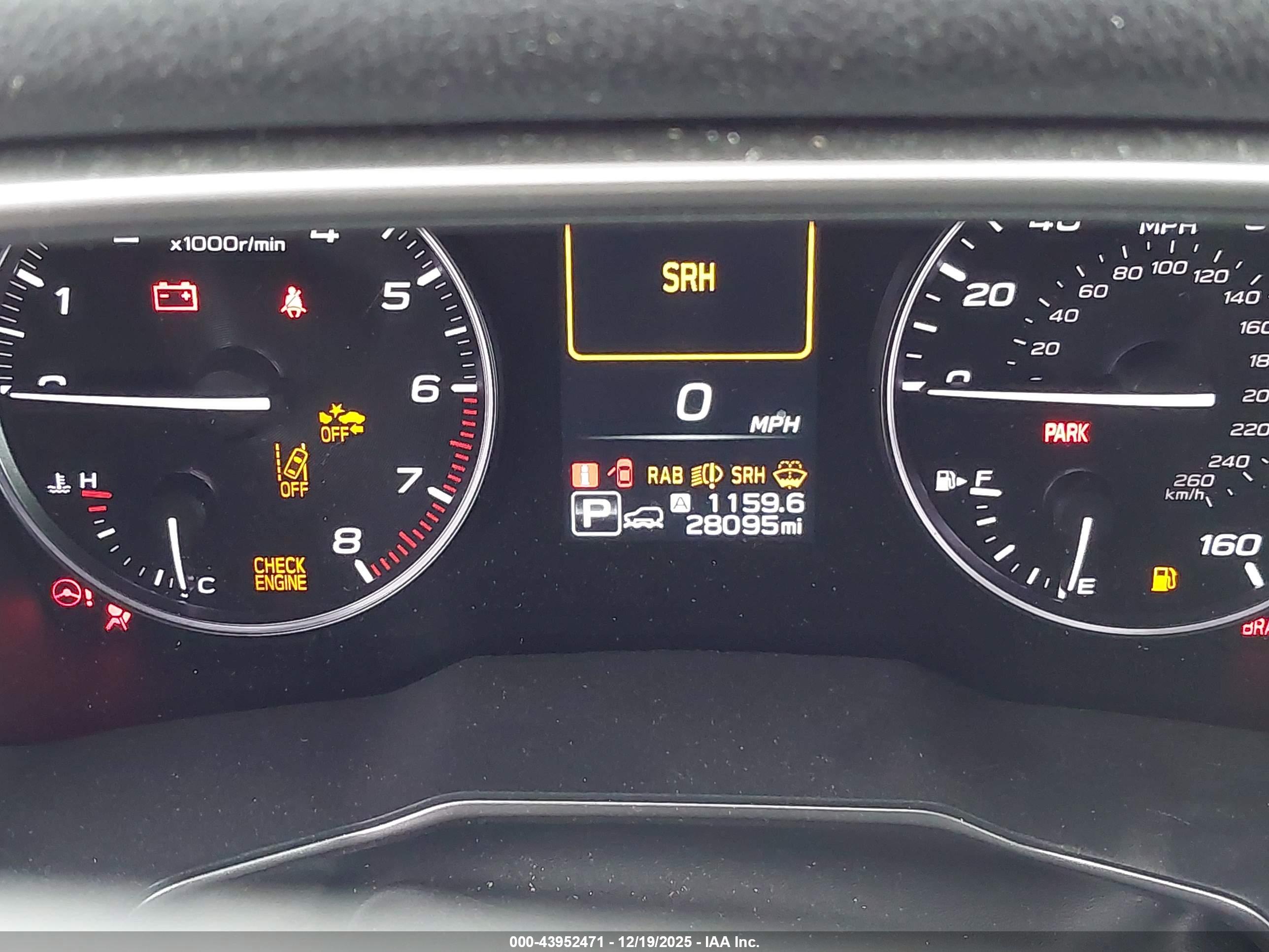 SUBARU OUTBACK image 7