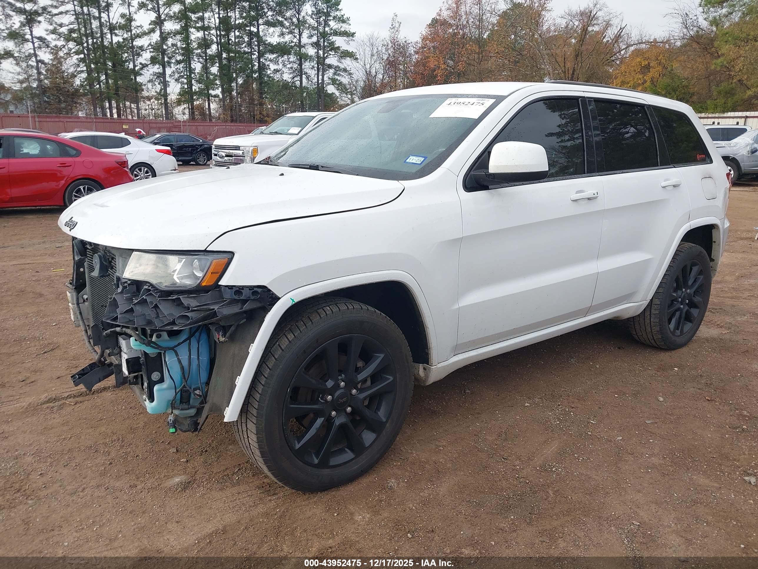 JEEP GRAND image 2