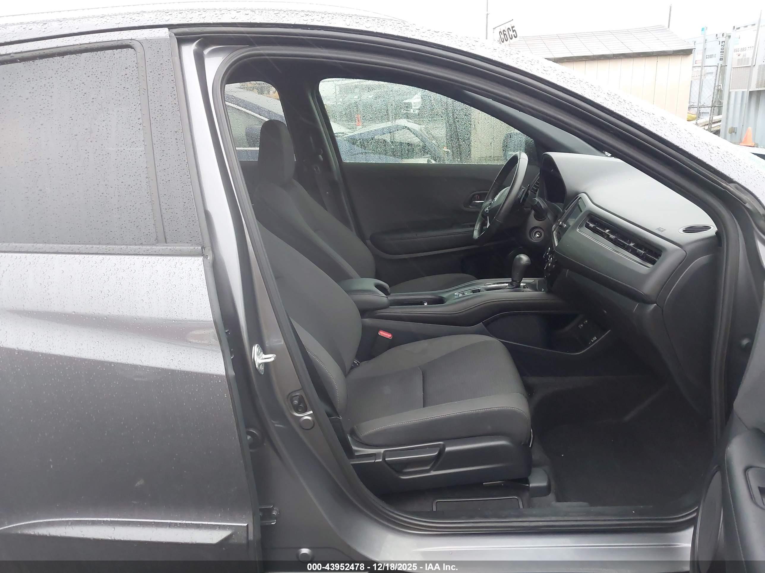 HONDA HR-V image 5