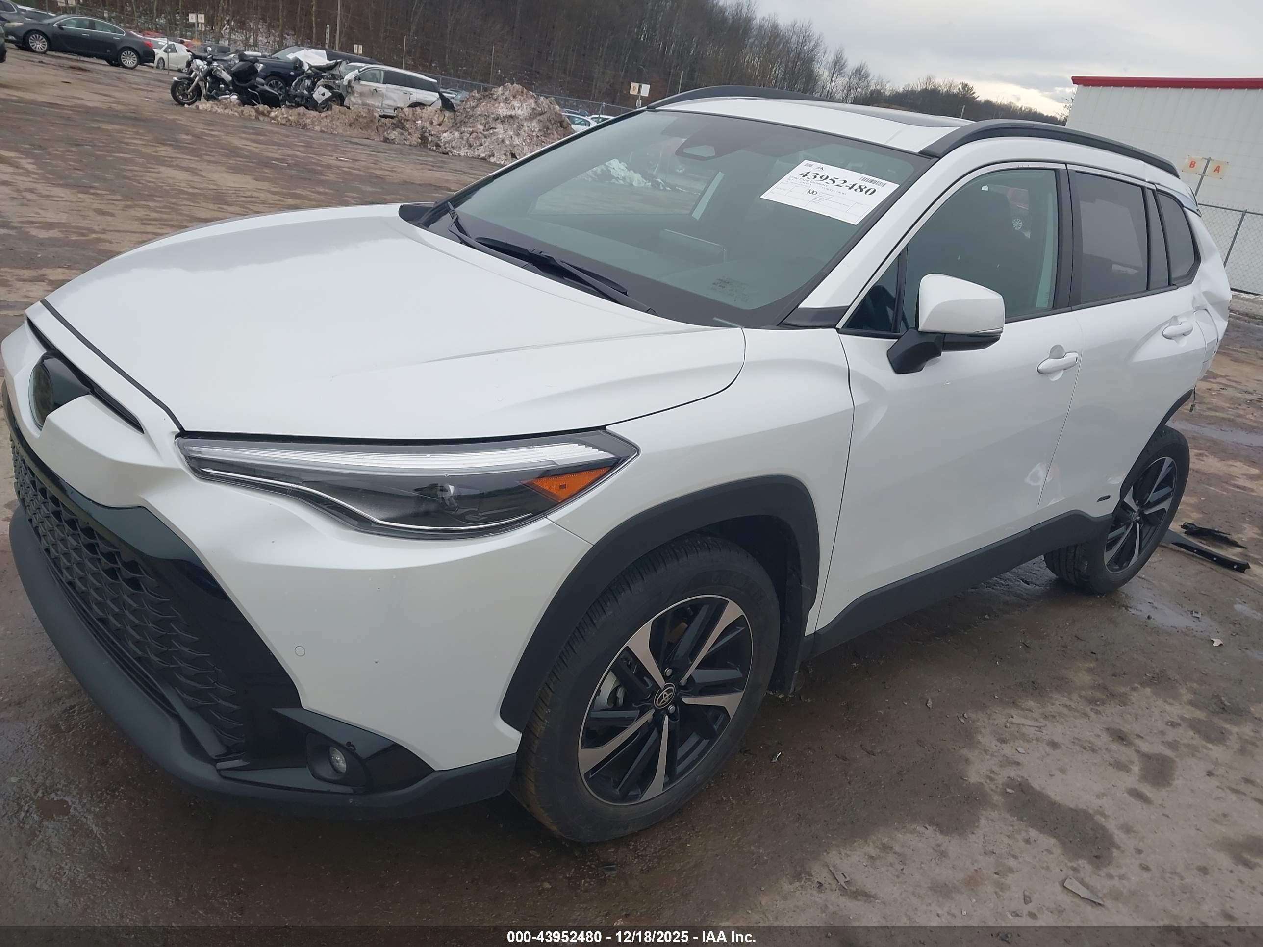 TOYOTA COROLLA image 2
