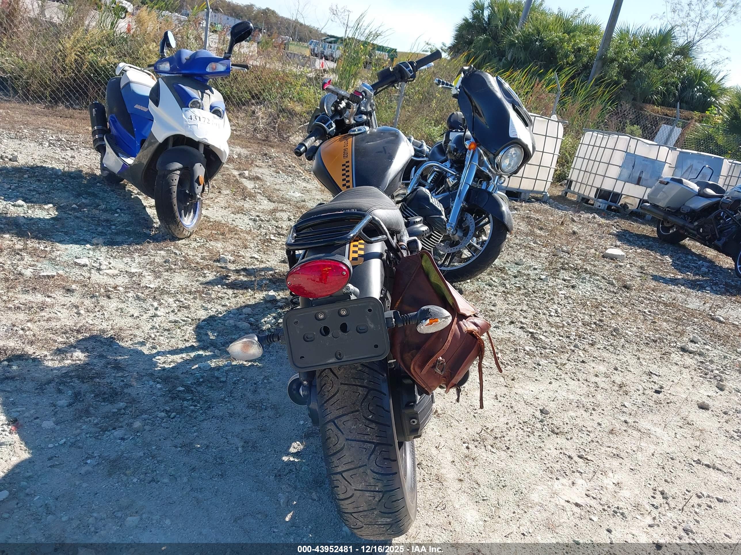 MOTO GUZZI image 6