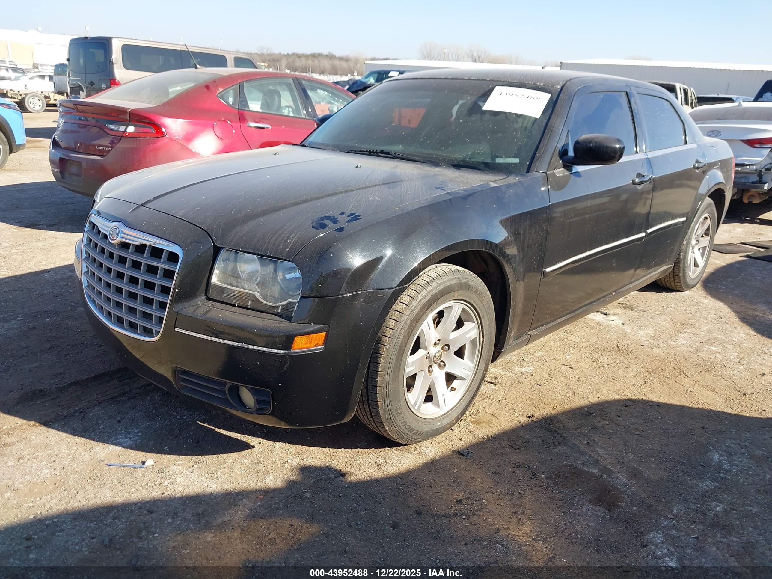 CHRYSLER 300 image 2