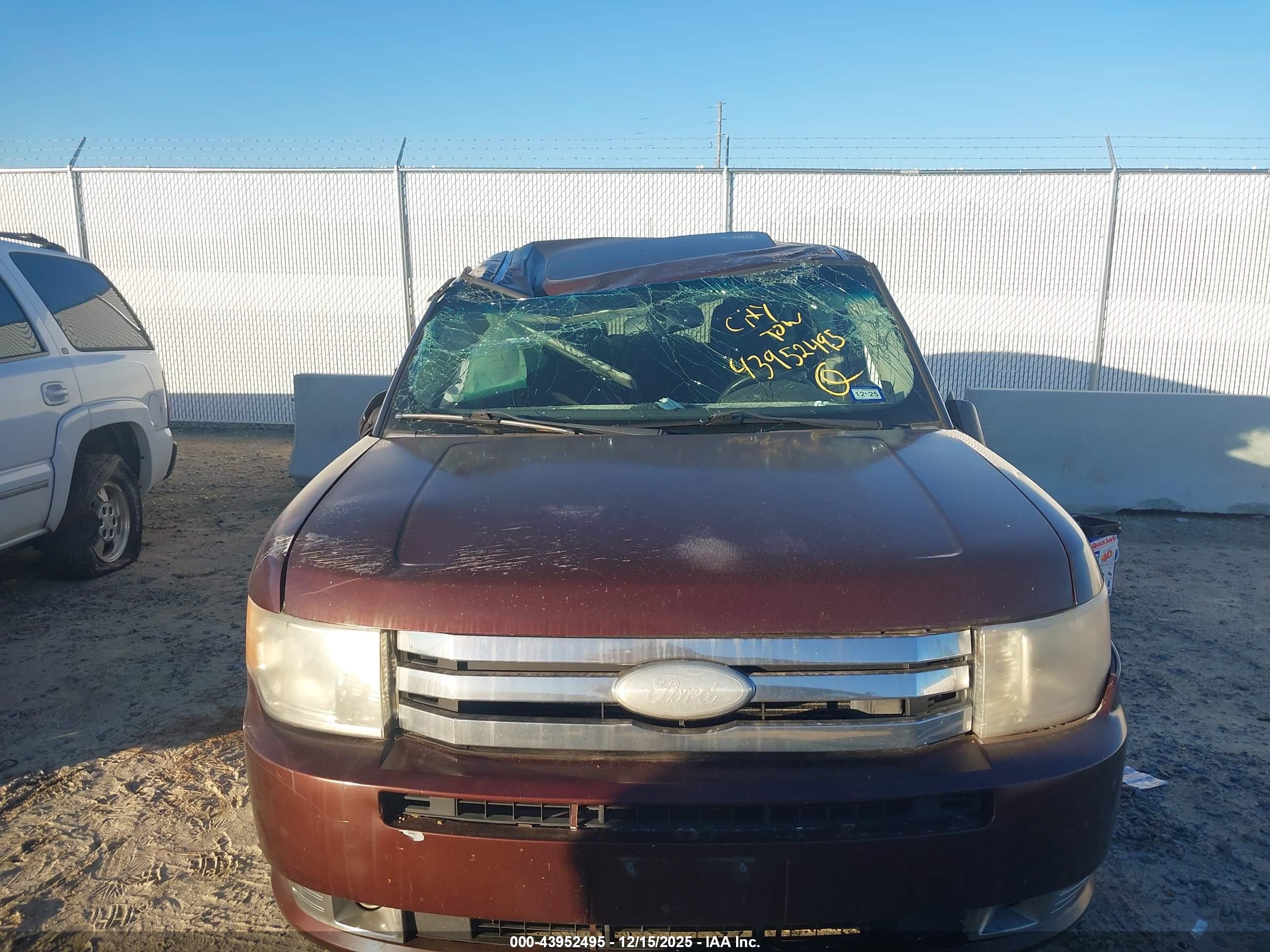 FORD FLEX image 6