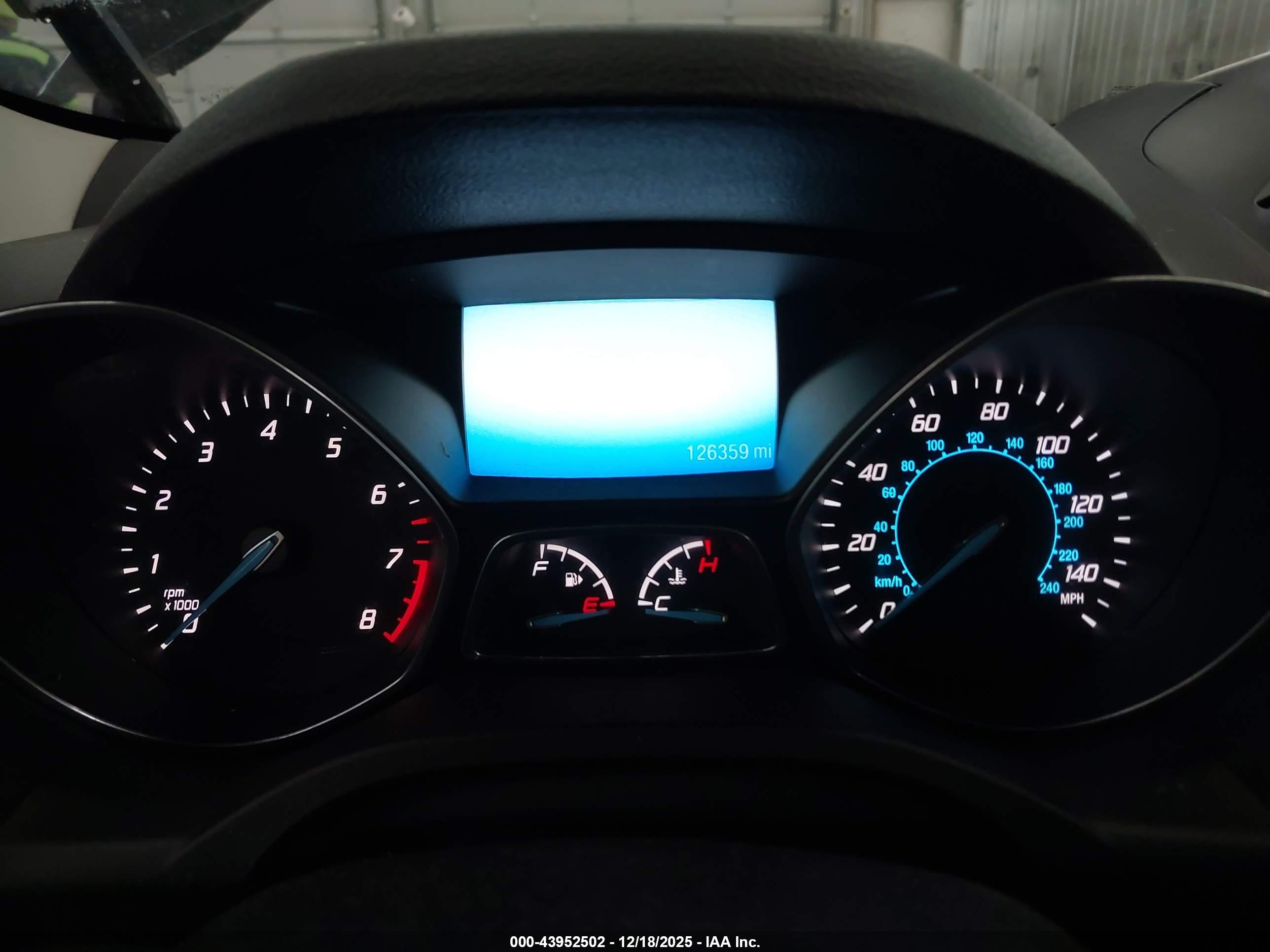 FORD ESCAPE image 7