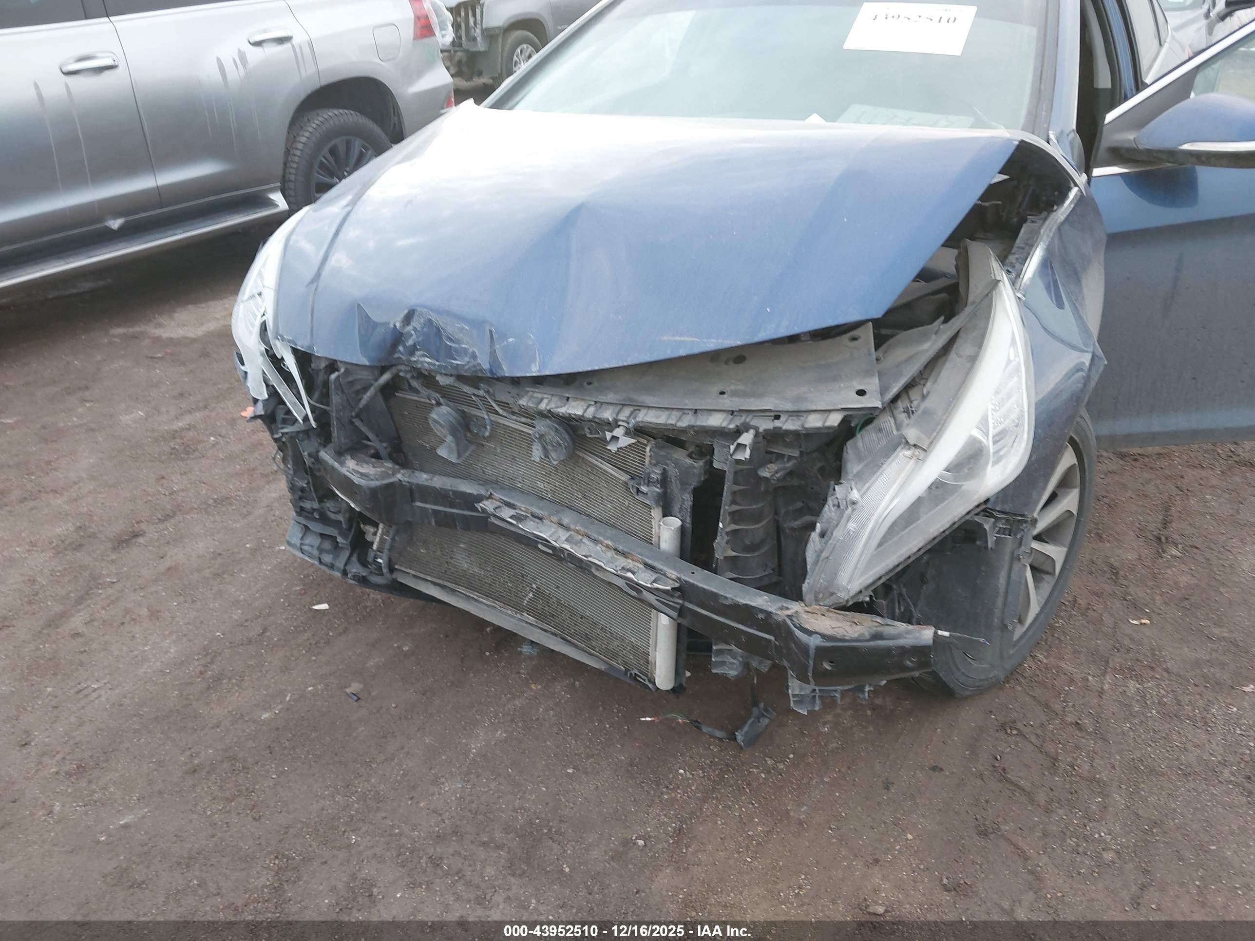 HYUNDAI SONATA image 6