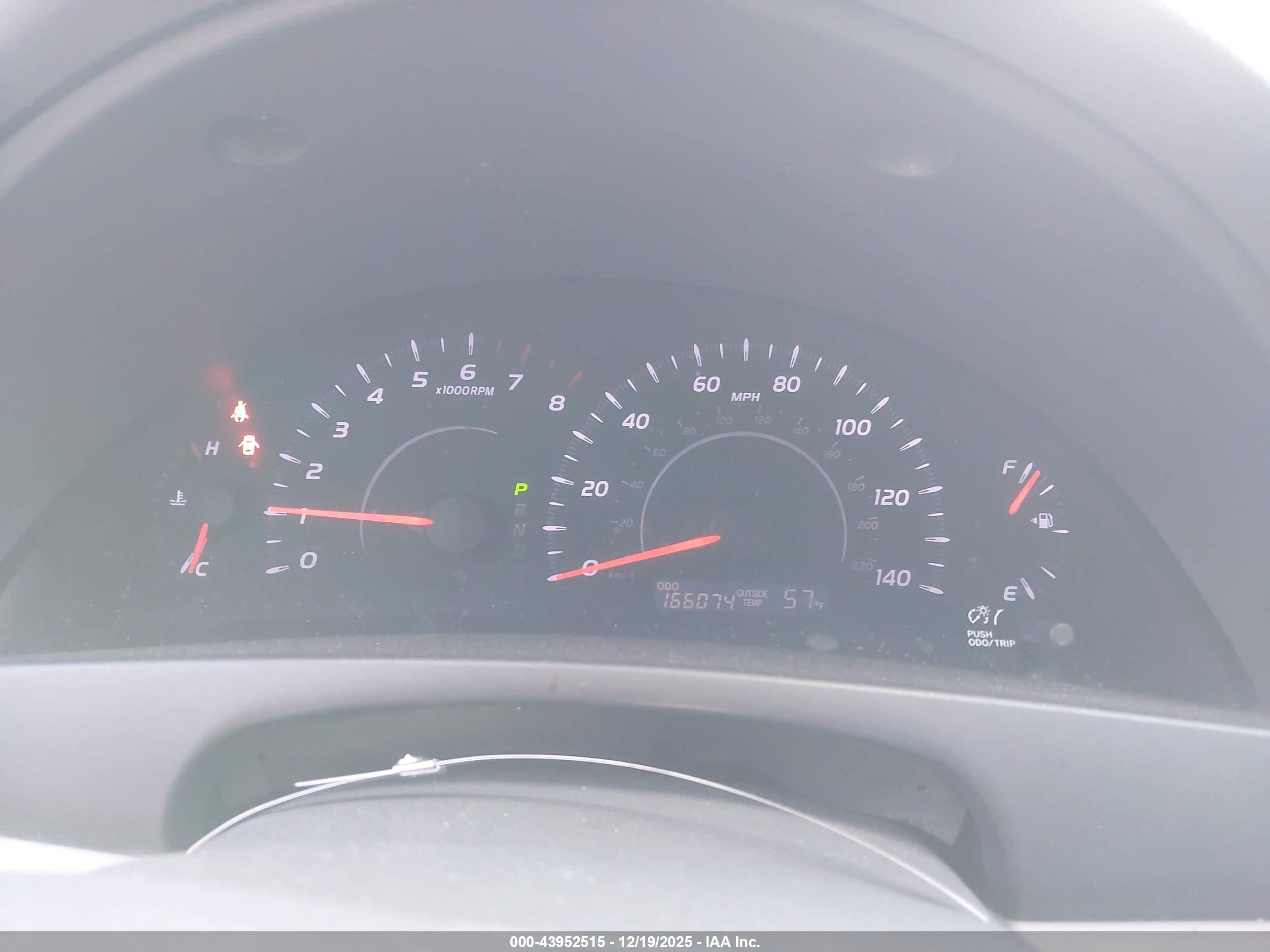 TOYOTA CAMRY image 7