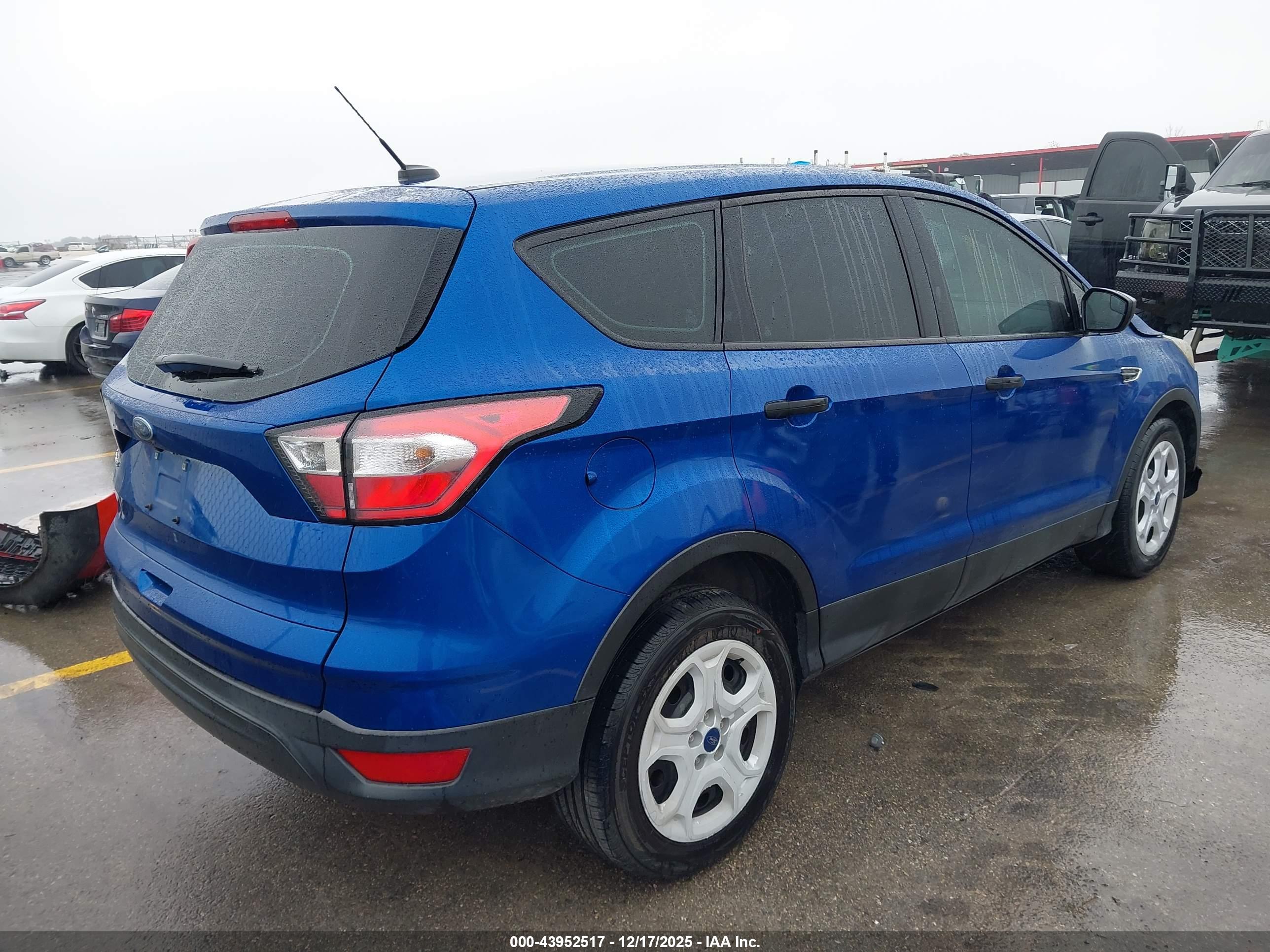 FORD ESCAPE image 4