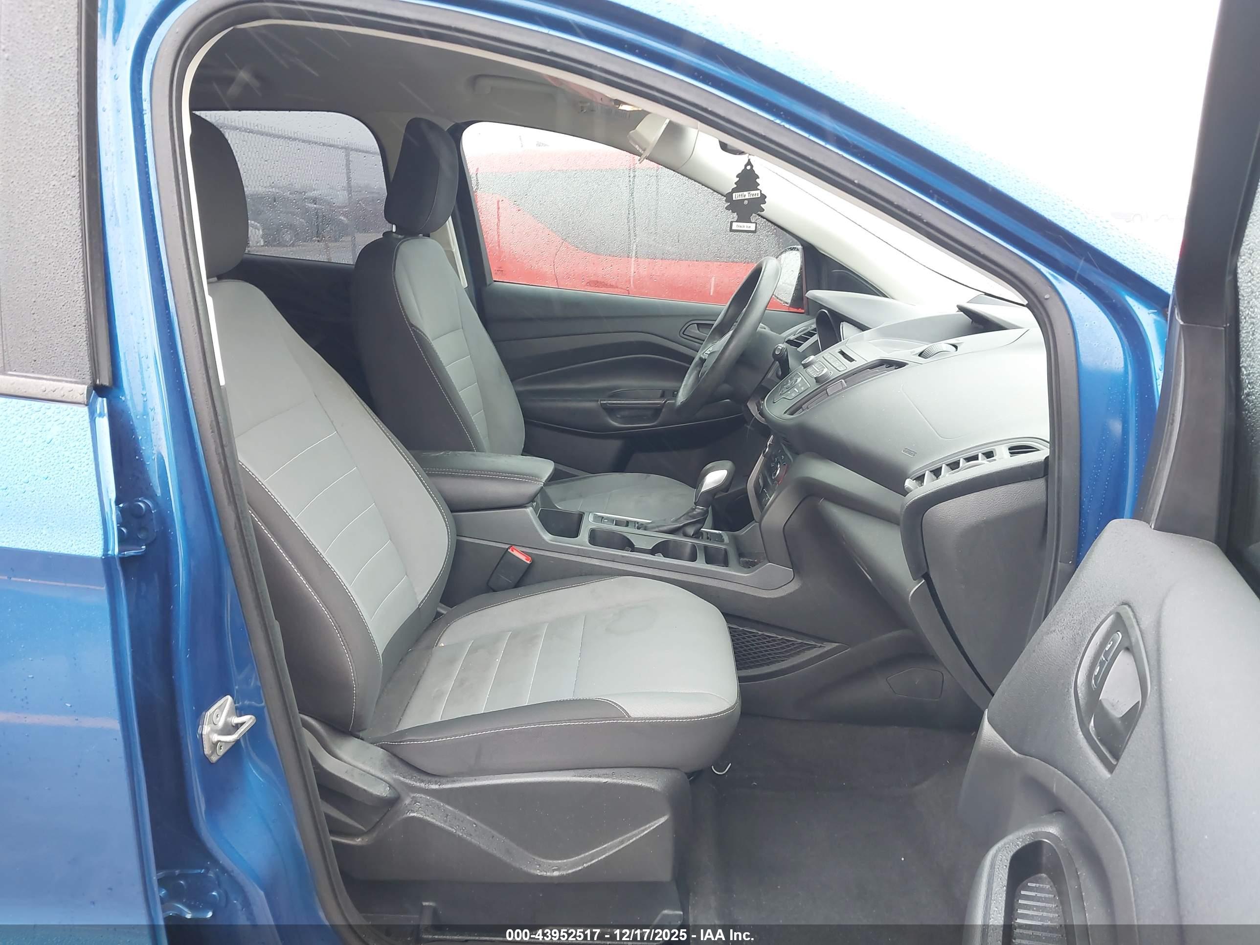 FORD ESCAPE image 5