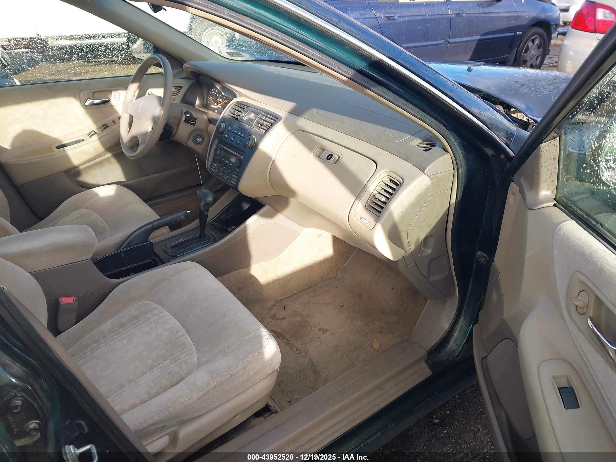 HONDA ACCORD image 5