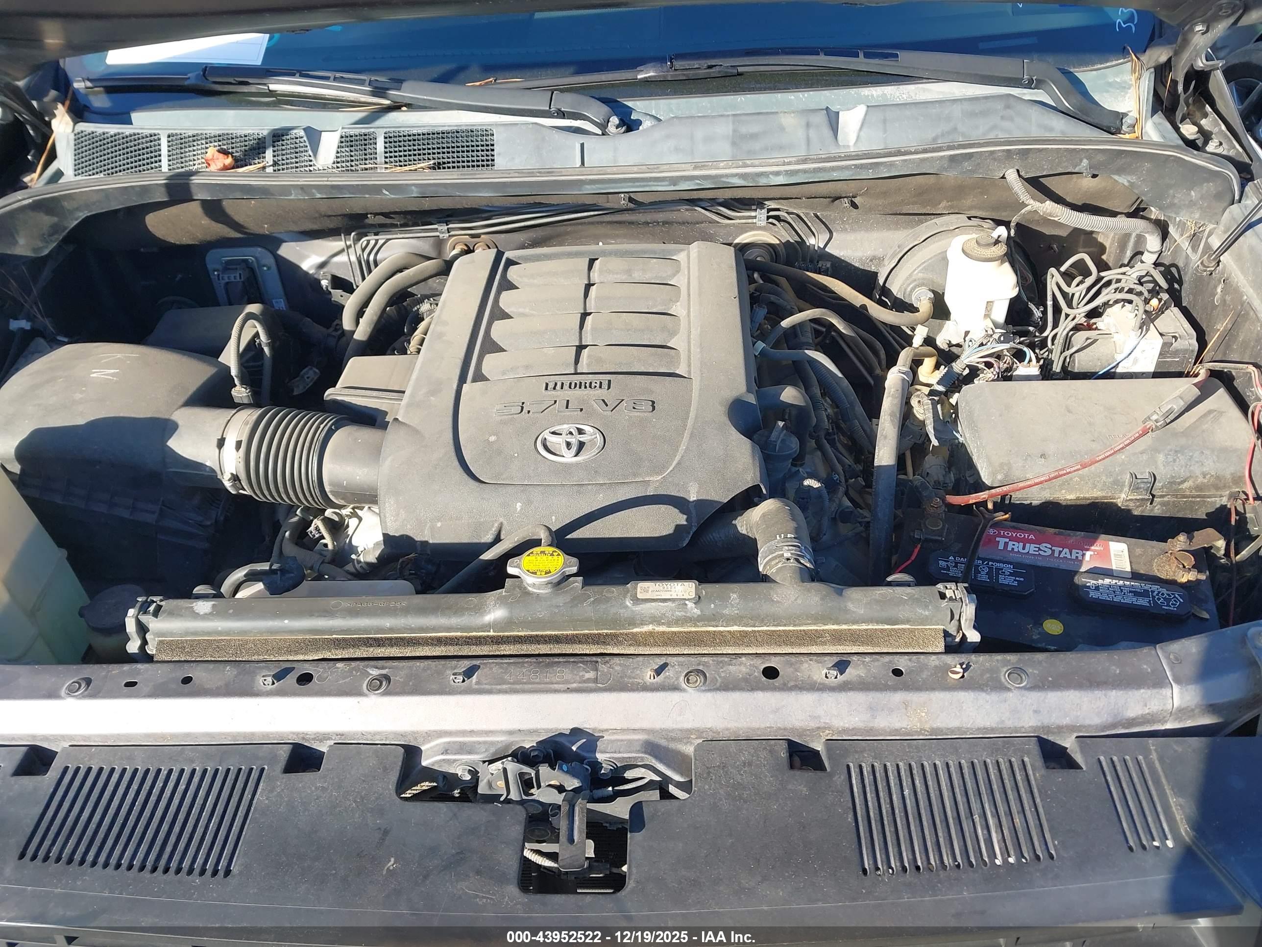TOYOTA TUNDRA image 10