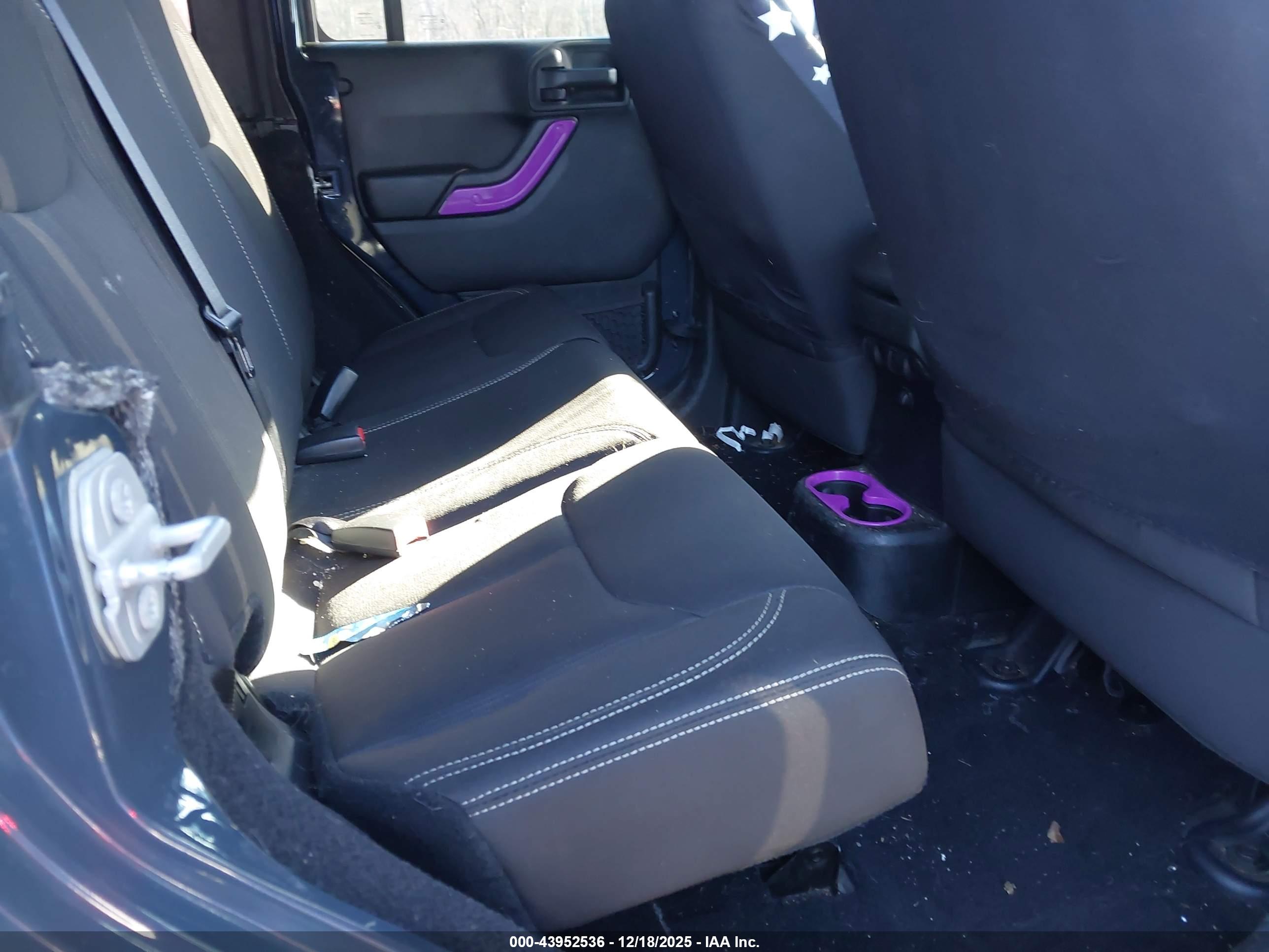 JEEP WRANGLER image 8