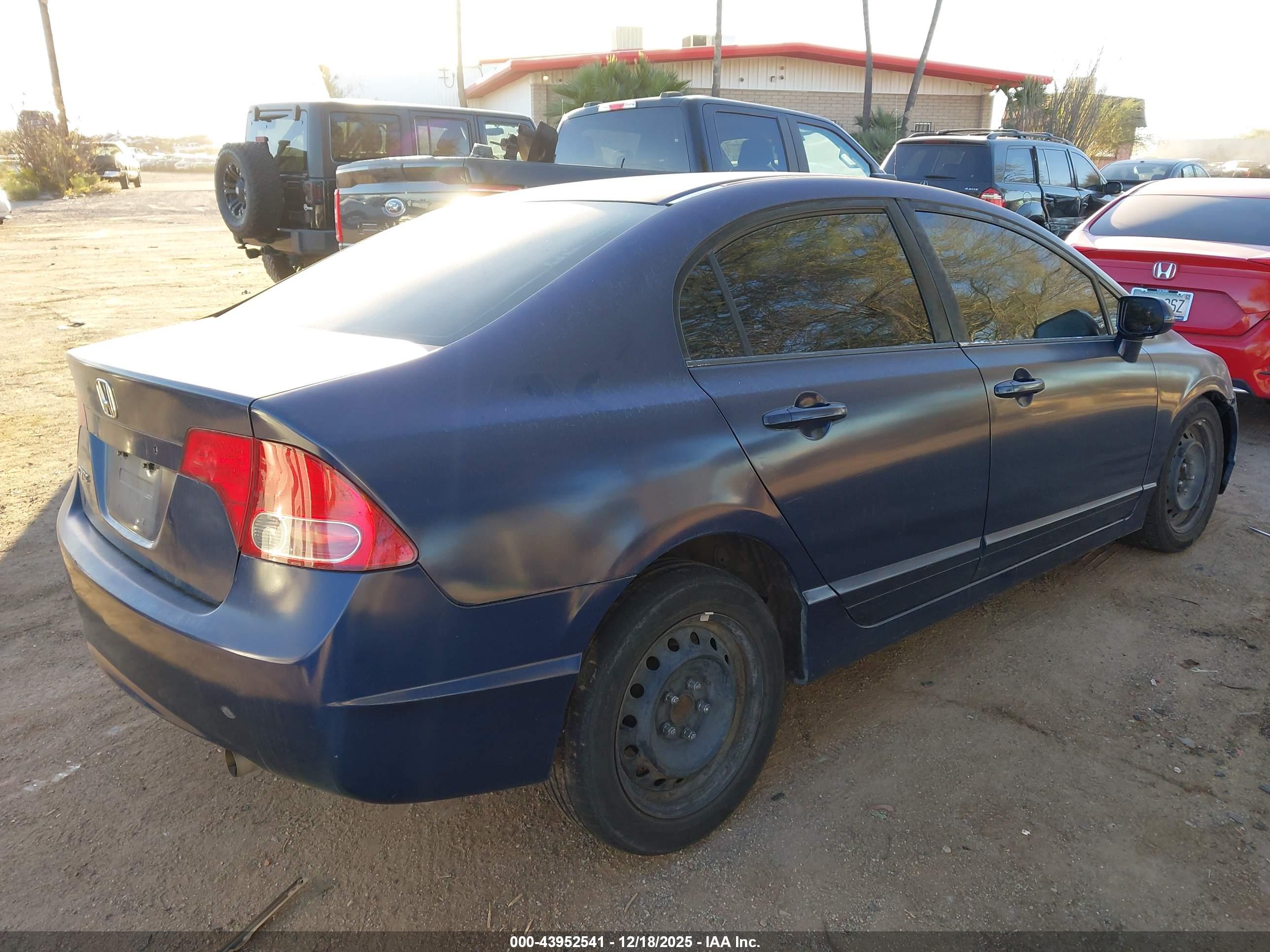 HONDA CIVIC image 4
