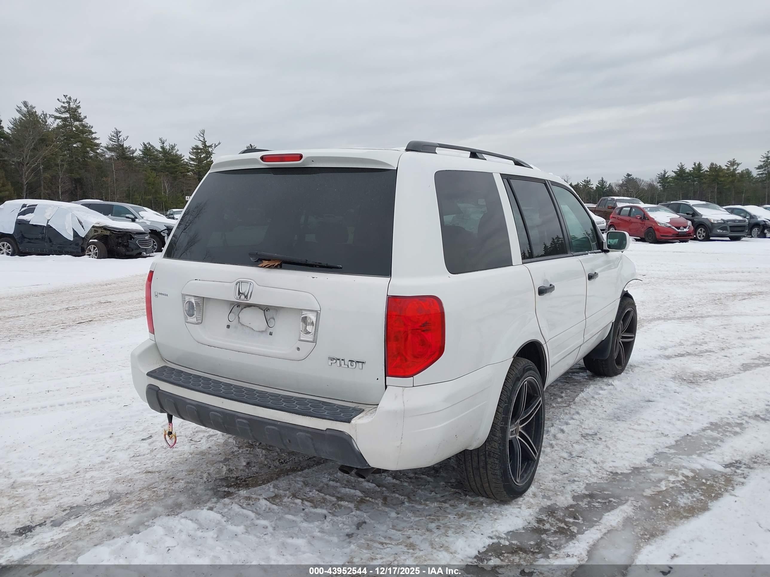 HONDA PILOT image 4