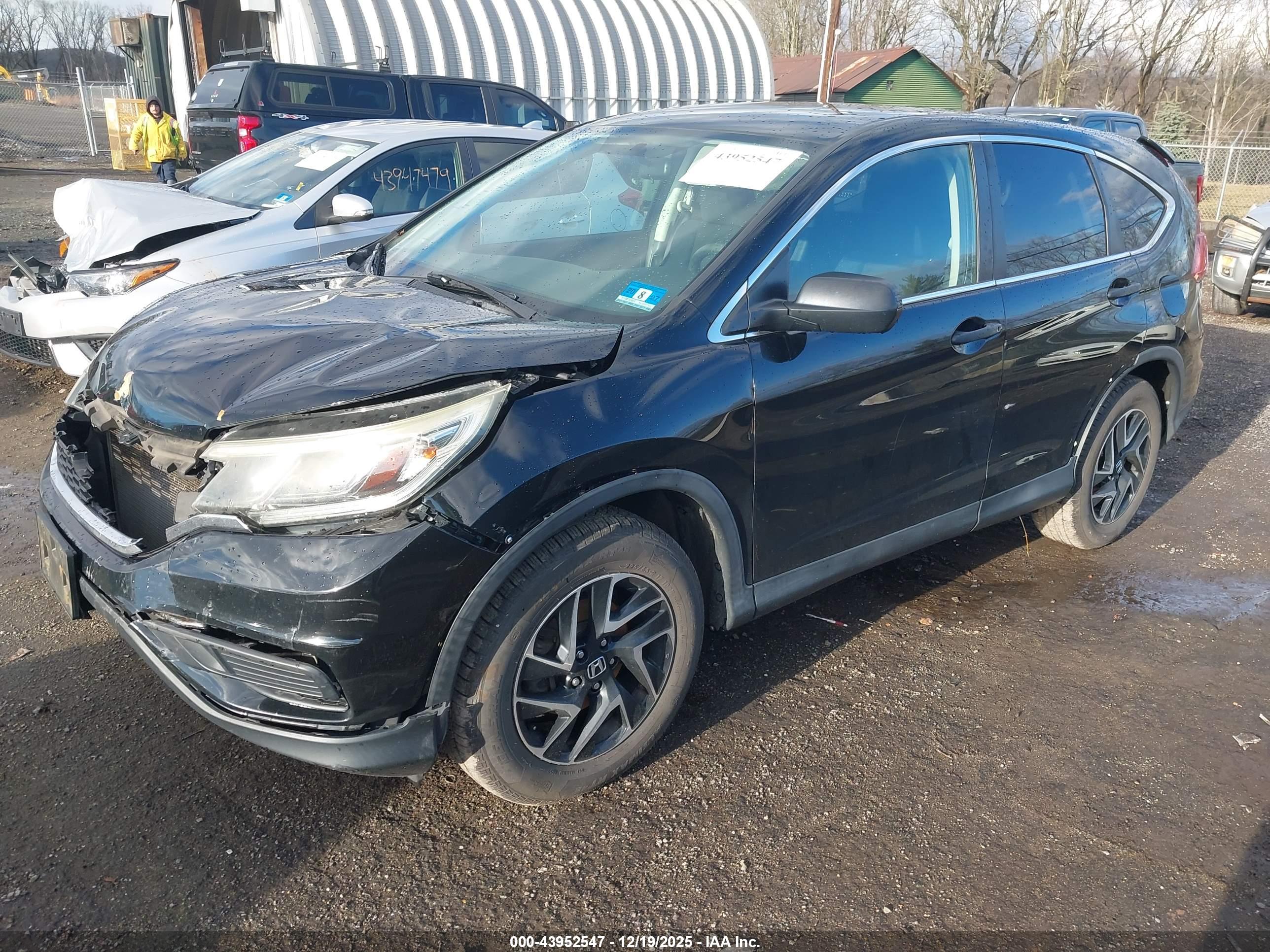 HONDA CR-V image 2