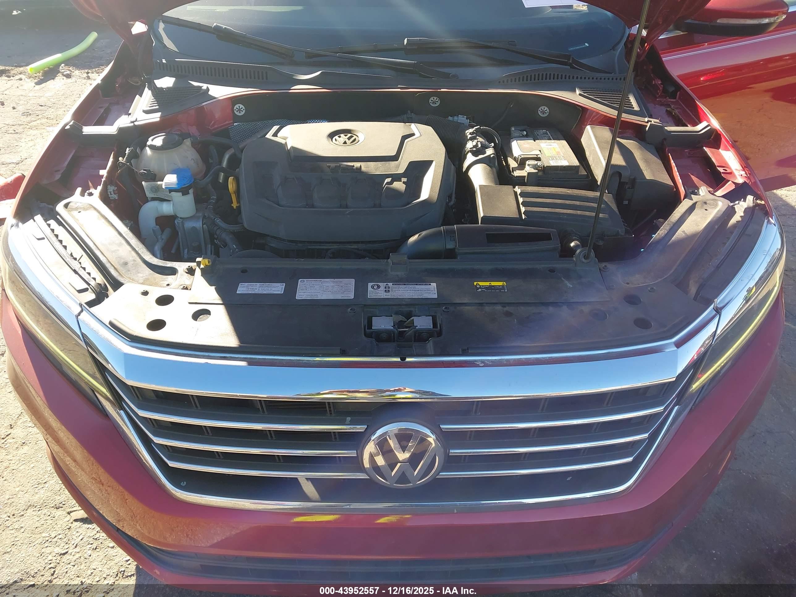 VOLKSWAGEN PASSAT image 10