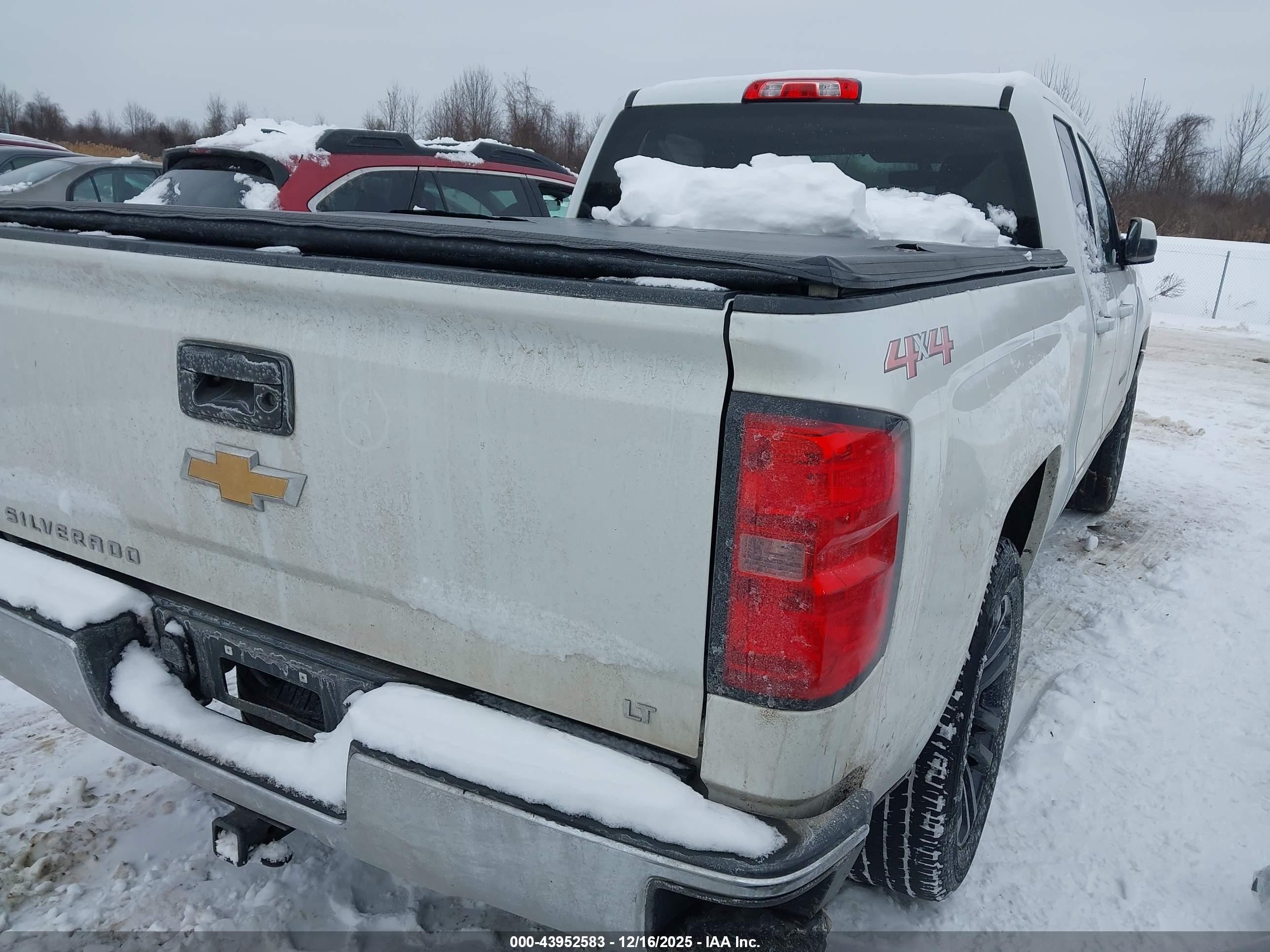 CHEVROLET SILVERADO image 4