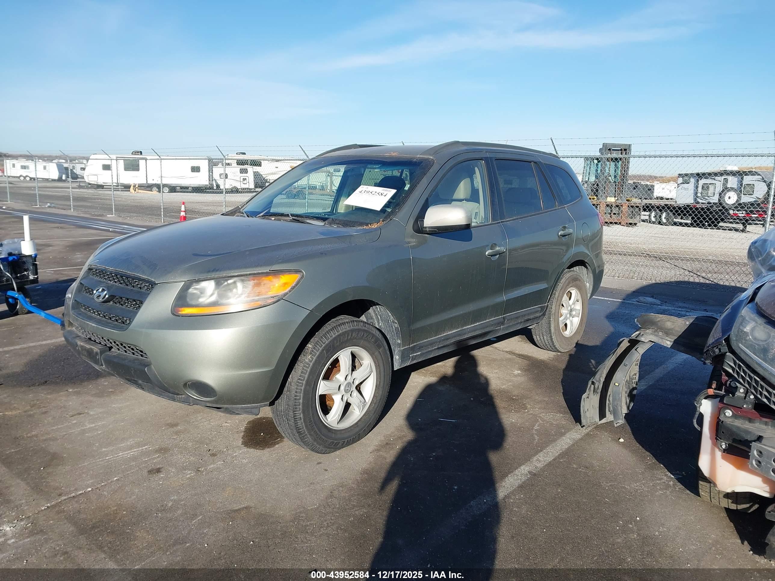 HYUNDAI SANTA image 2