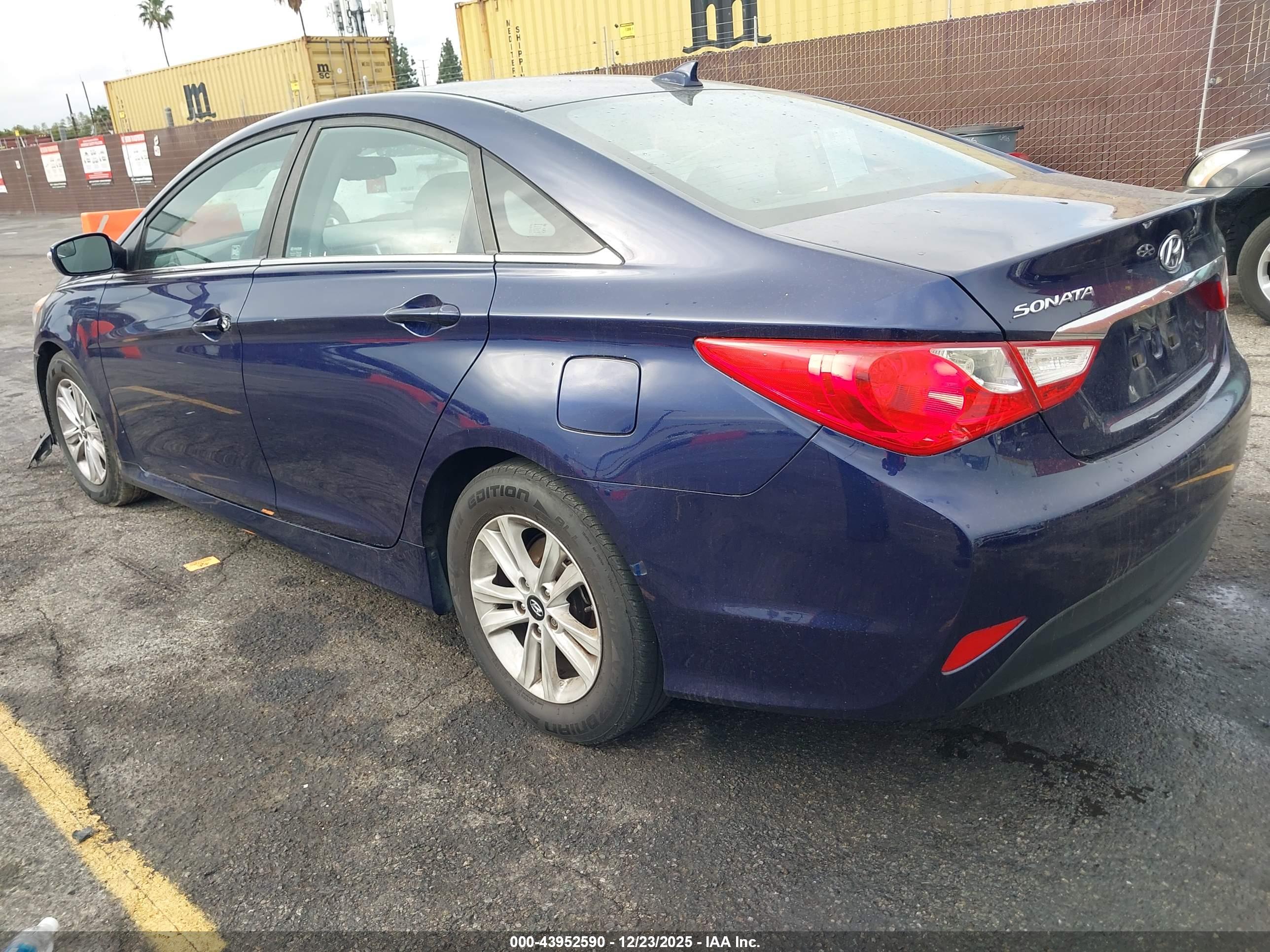 HYUNDAI SONATA image 3