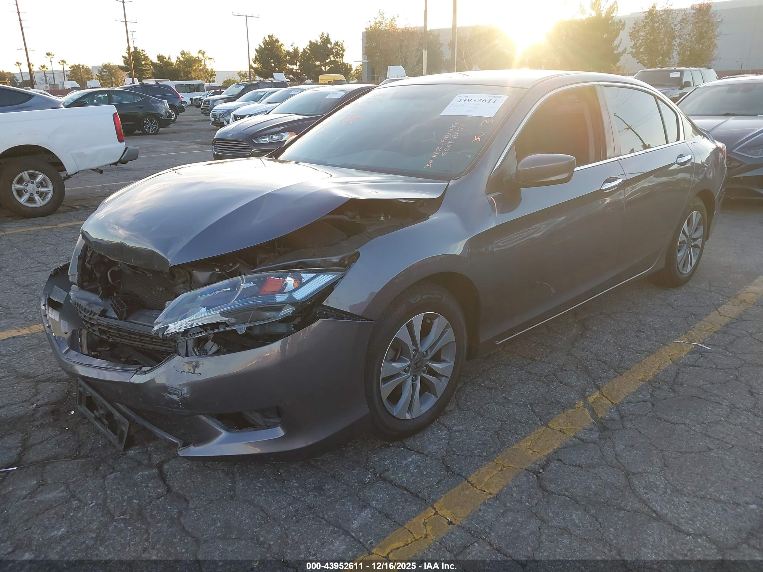 HONDA ACCORD image 2