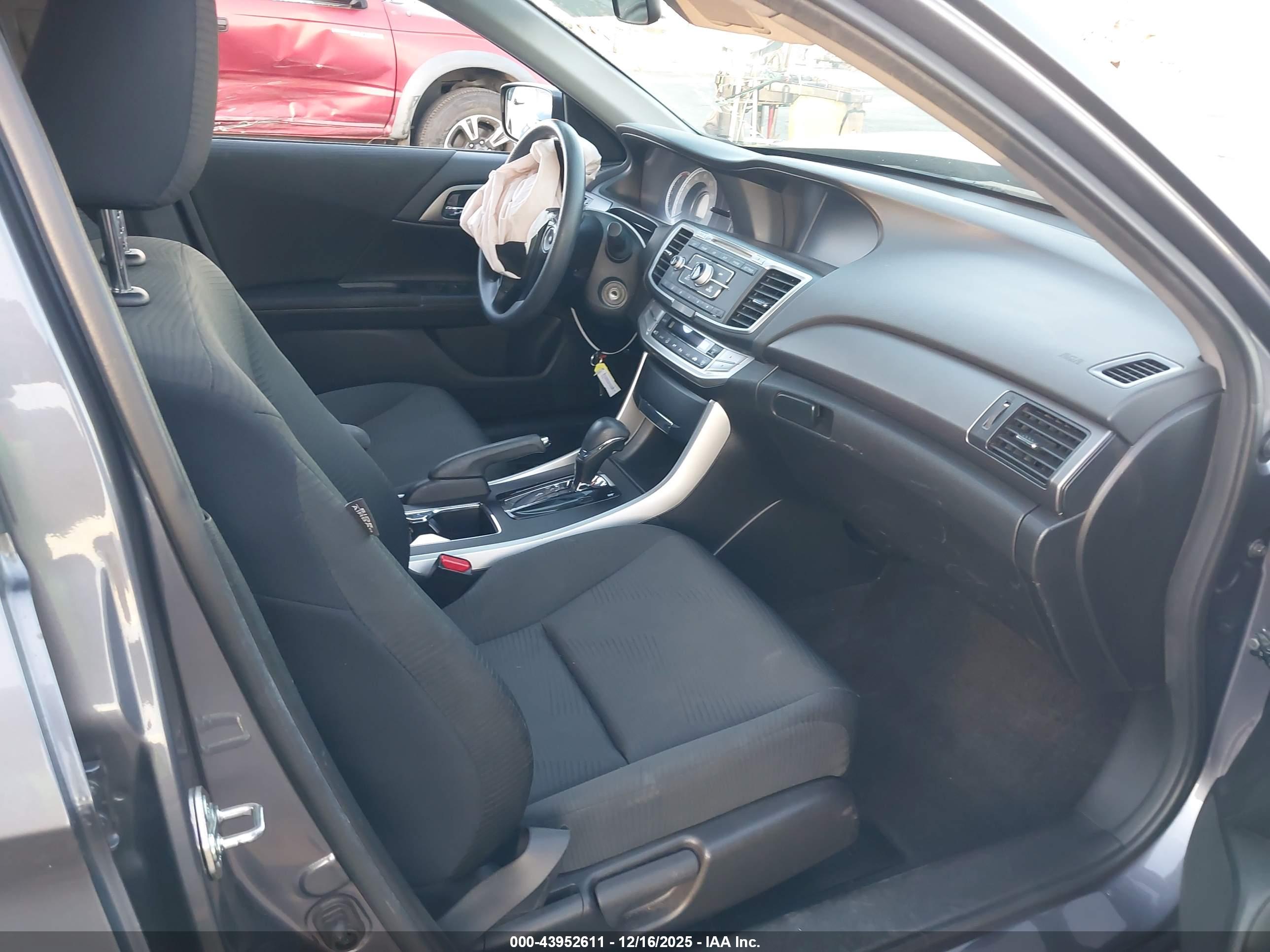 HONDA ACCORD image 5