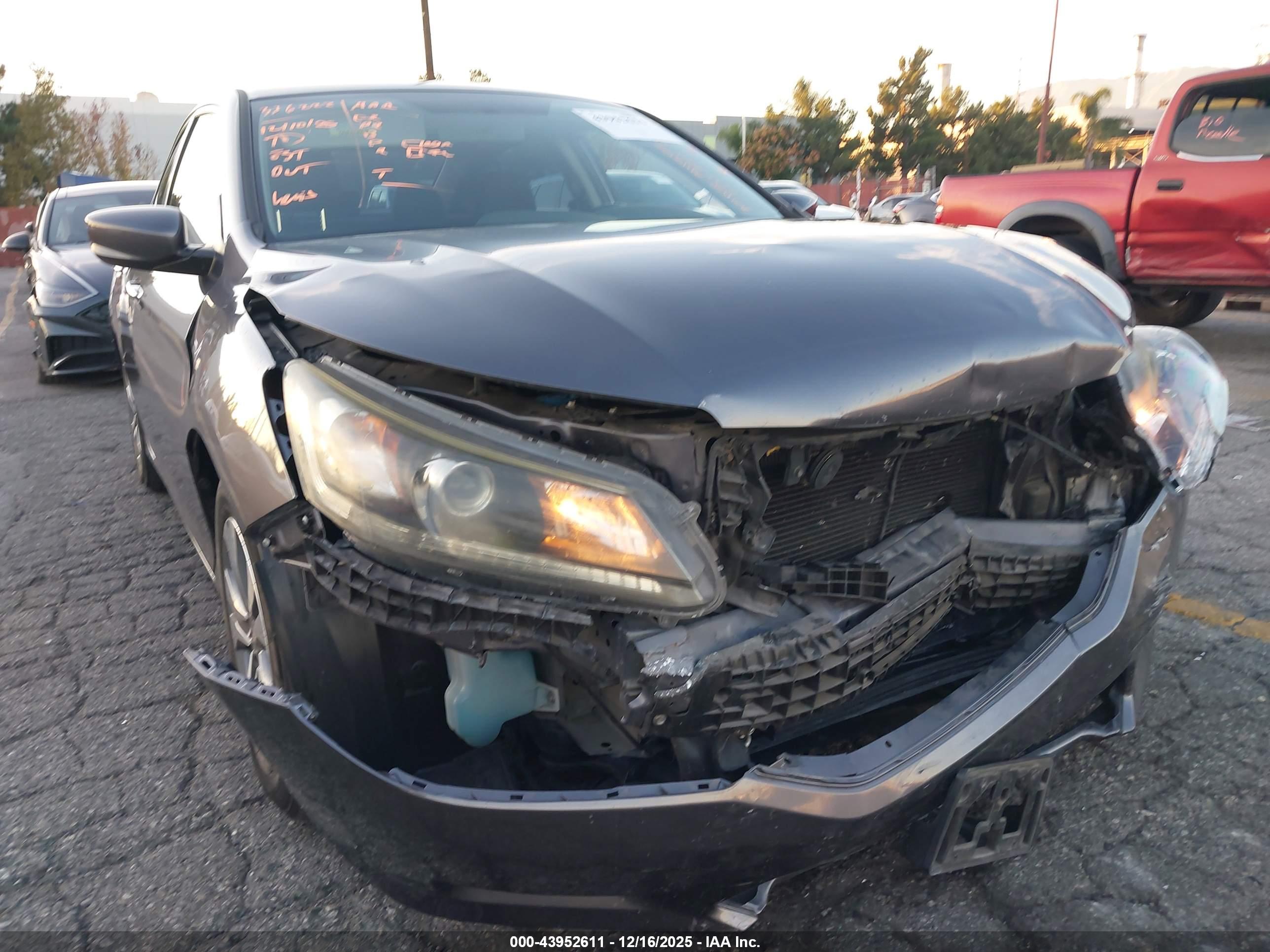 HONDA ACCORD image 6