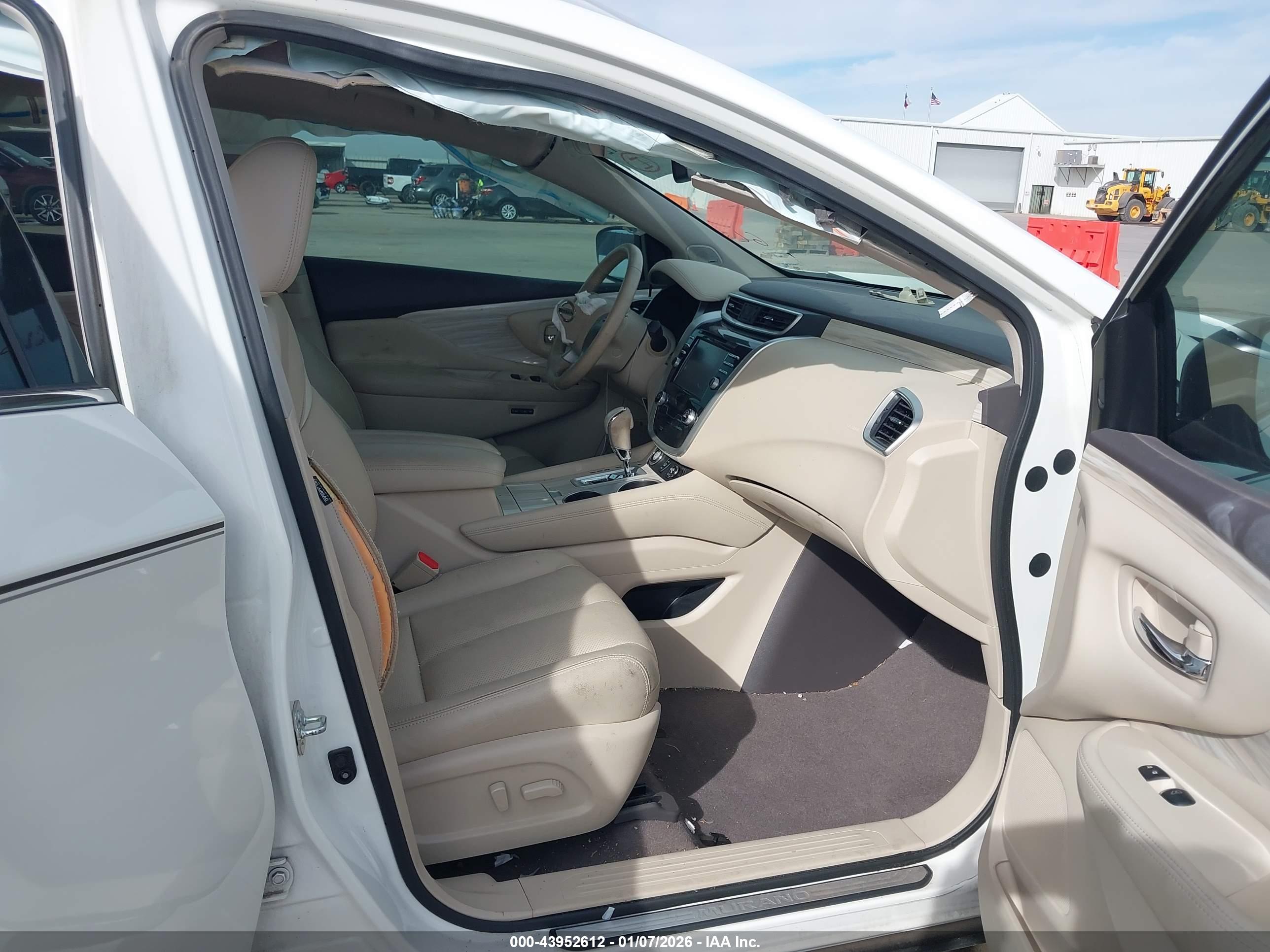 NISSAN MURANO image 5