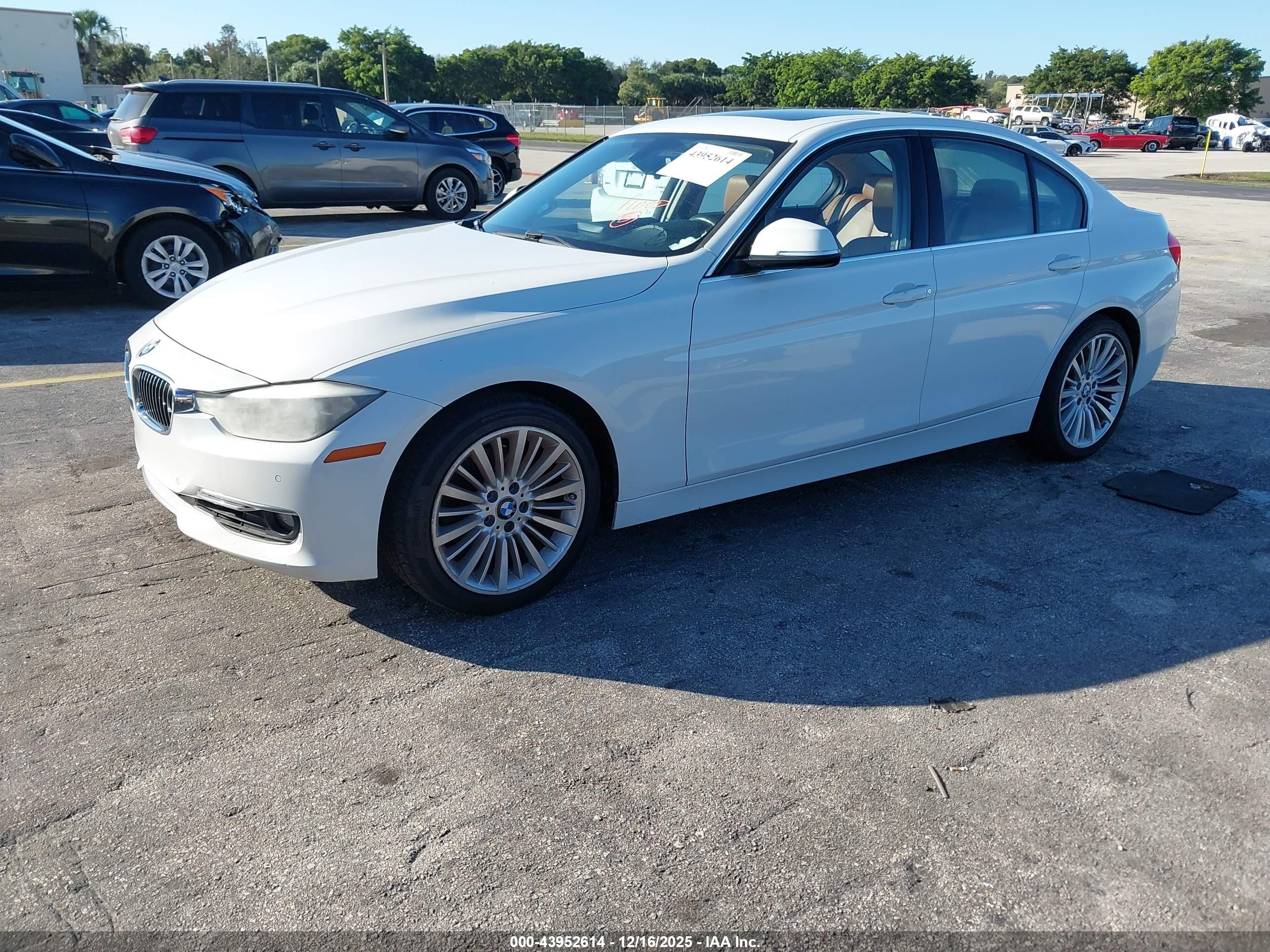 BMW 328I image 2