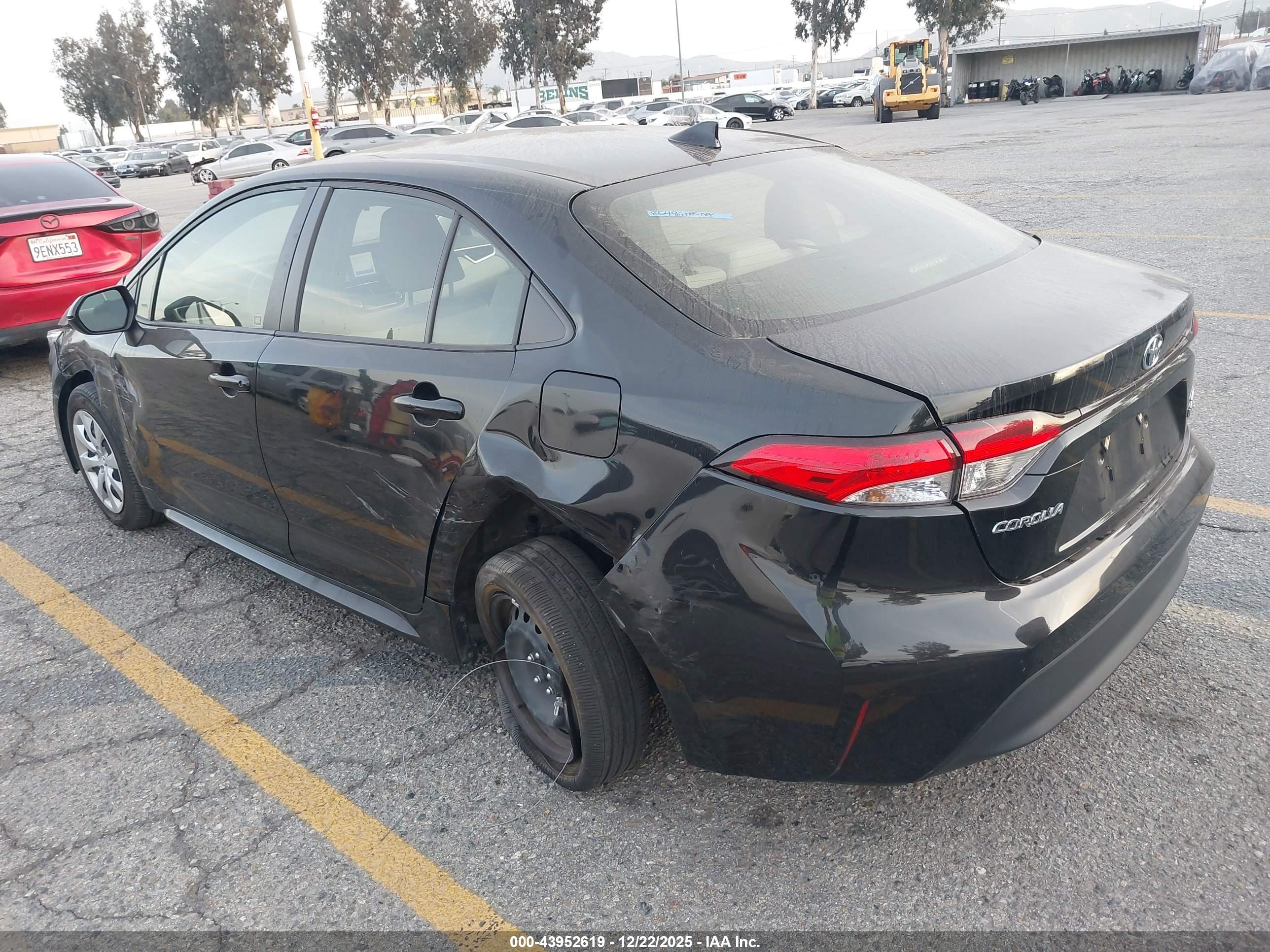 TOYOTA COROLLA image 3