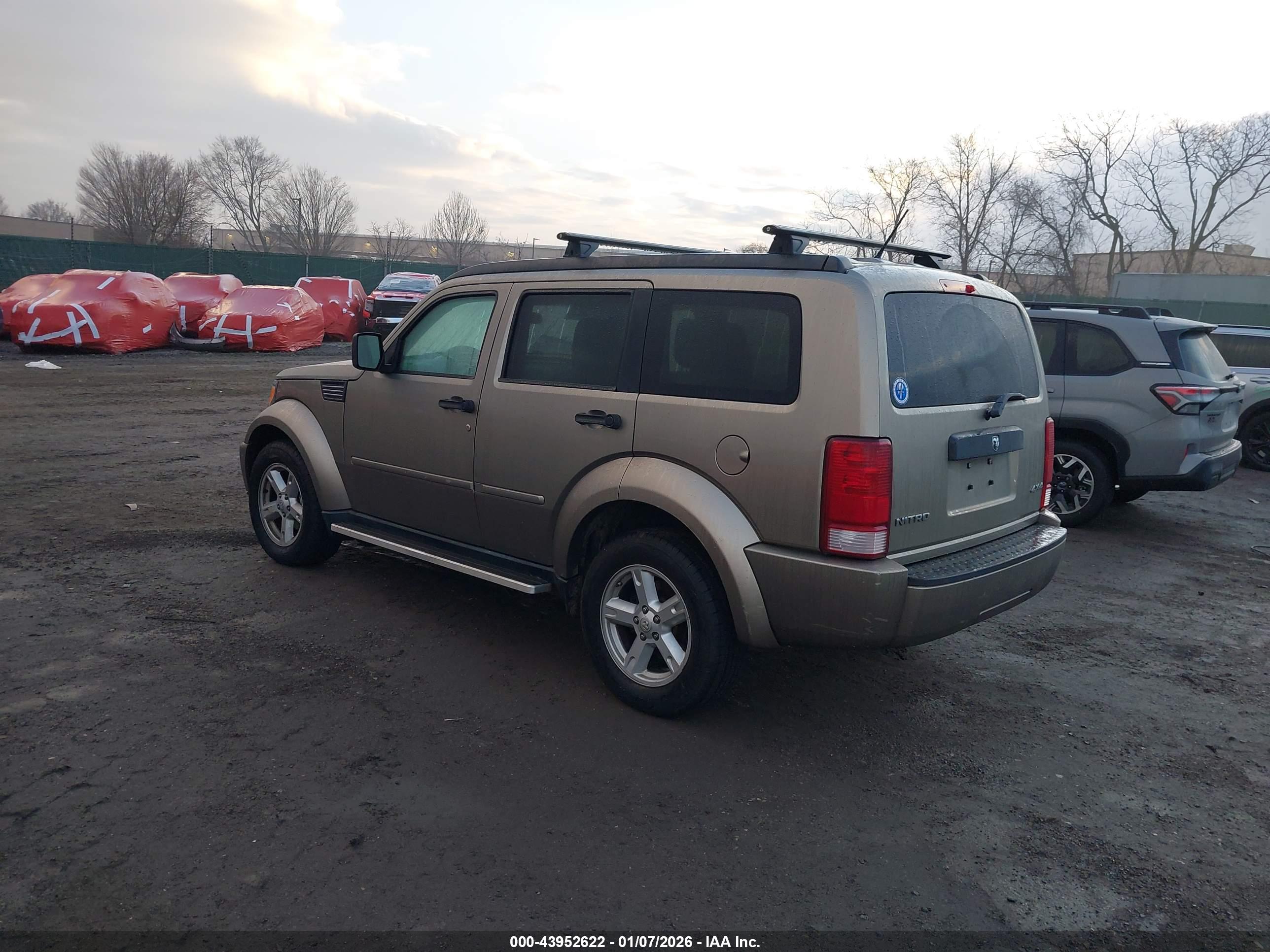 DODGE NITRO image 3
