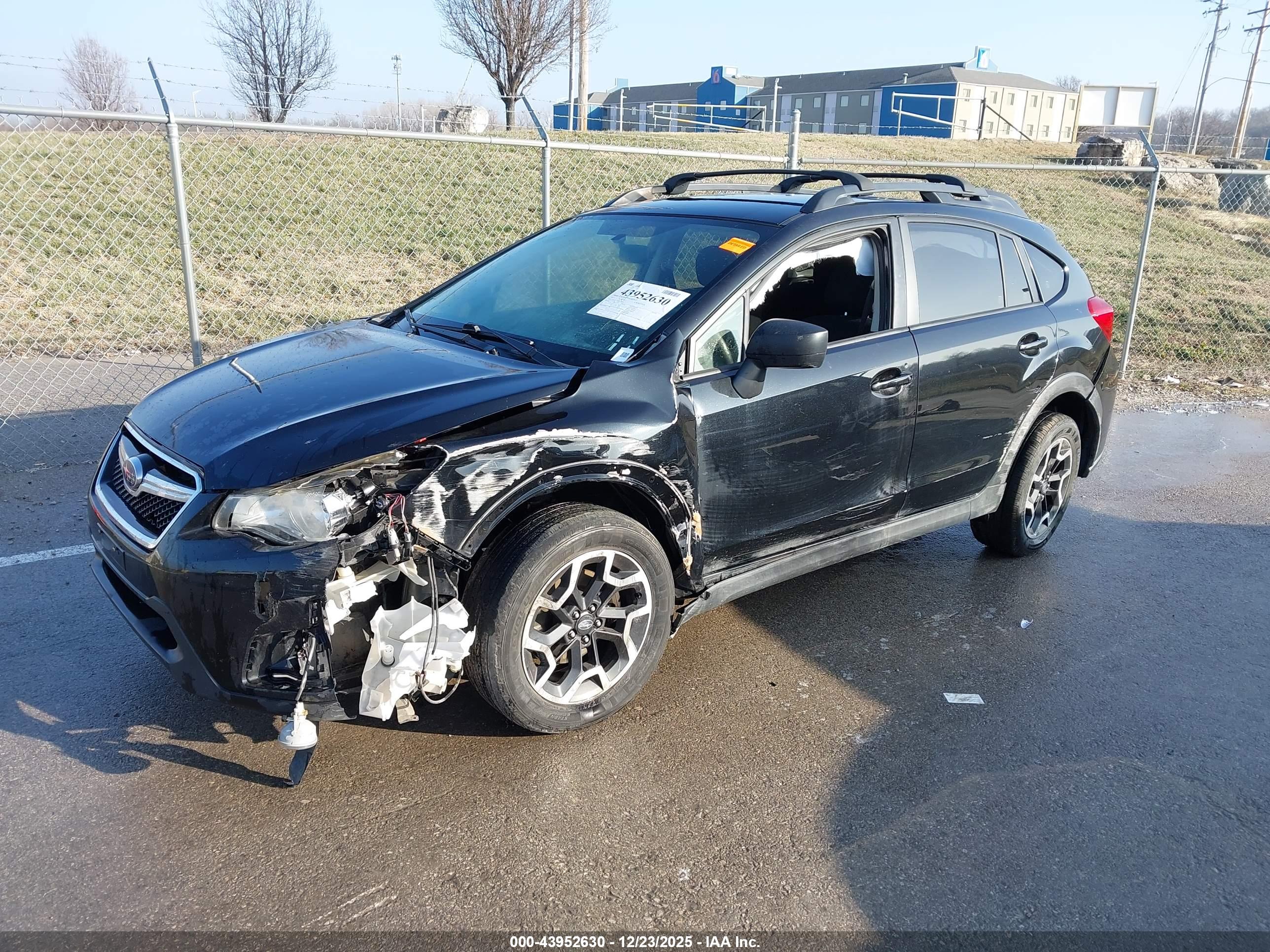 SUBARU CROSSTREK image 2