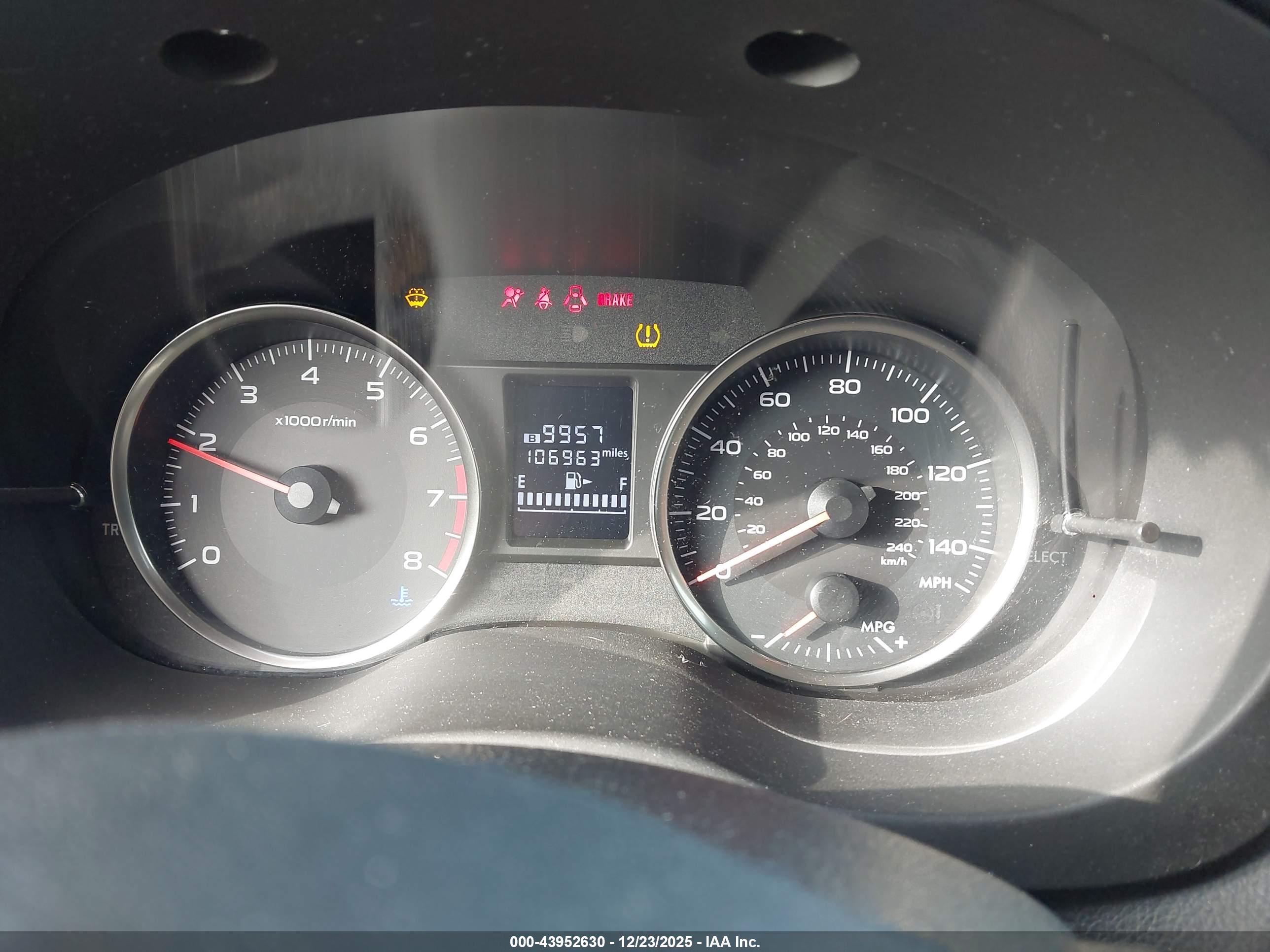 SUBARU CROSSTREK image 7