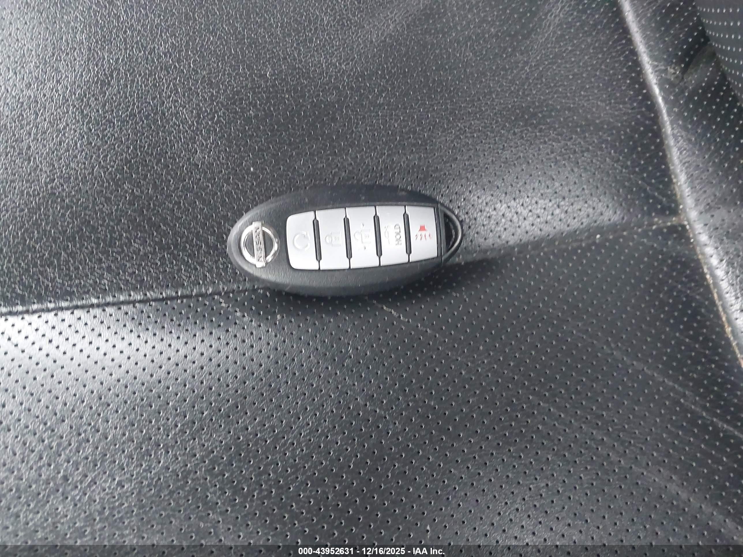 NISSAN ALTIMA image 11