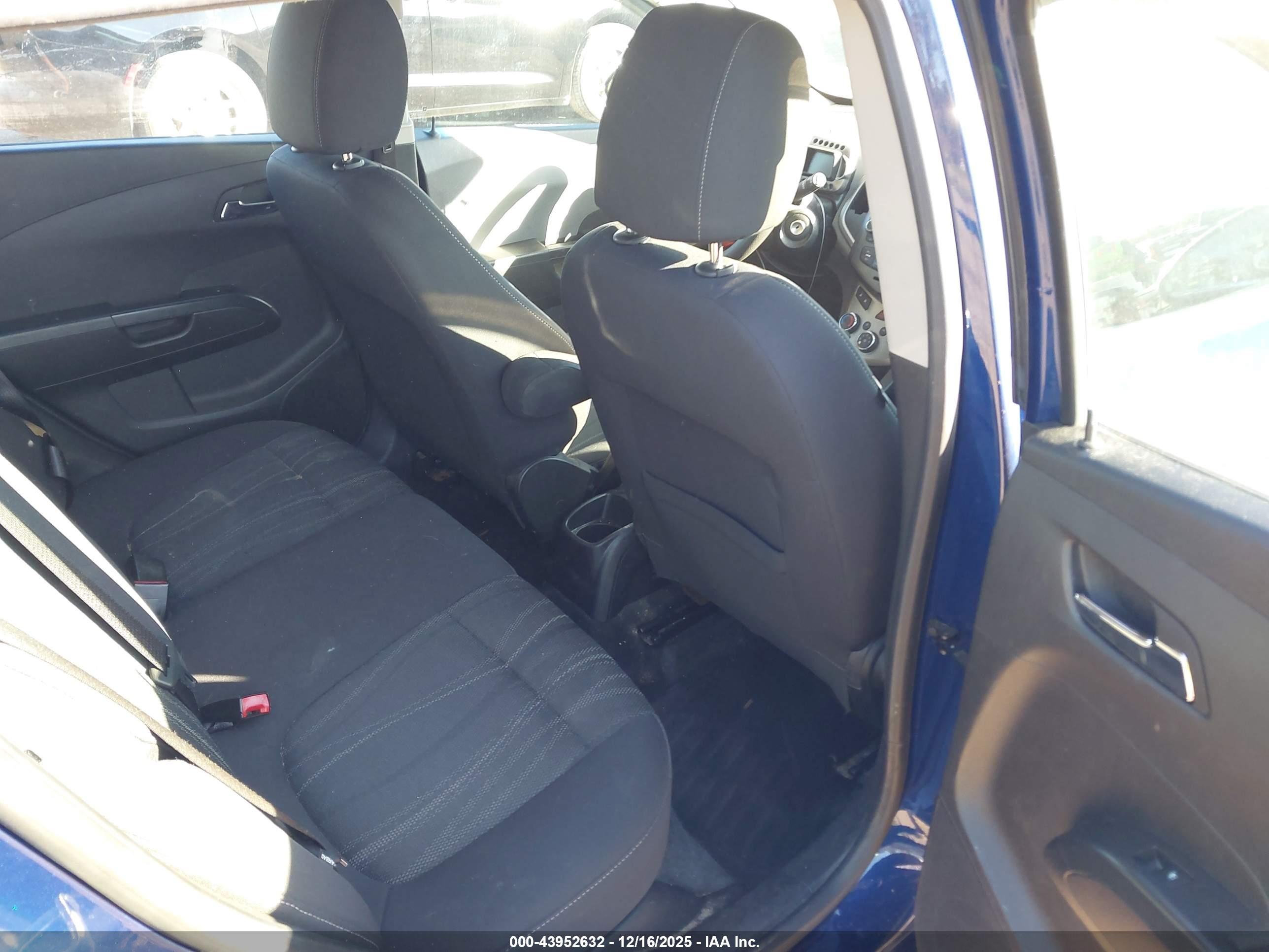 CHEVROLET SONIC image 8
