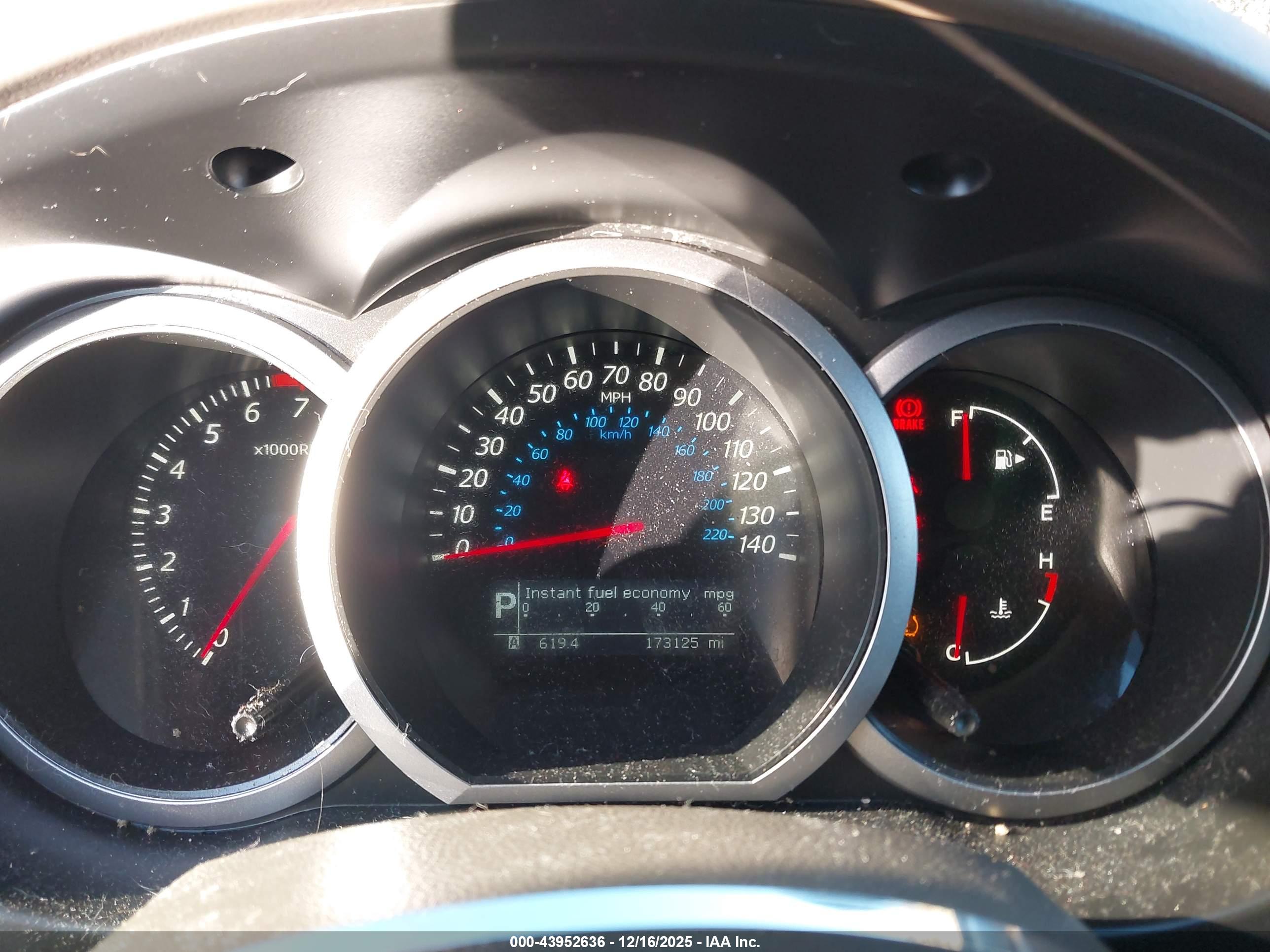 SUZUKI GRAND image 7