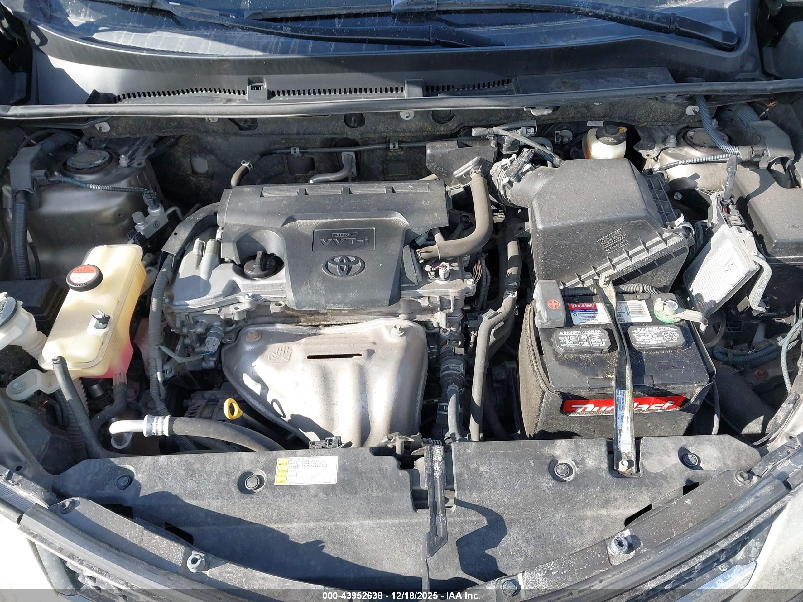 TOYOTA RAV4 image 10
