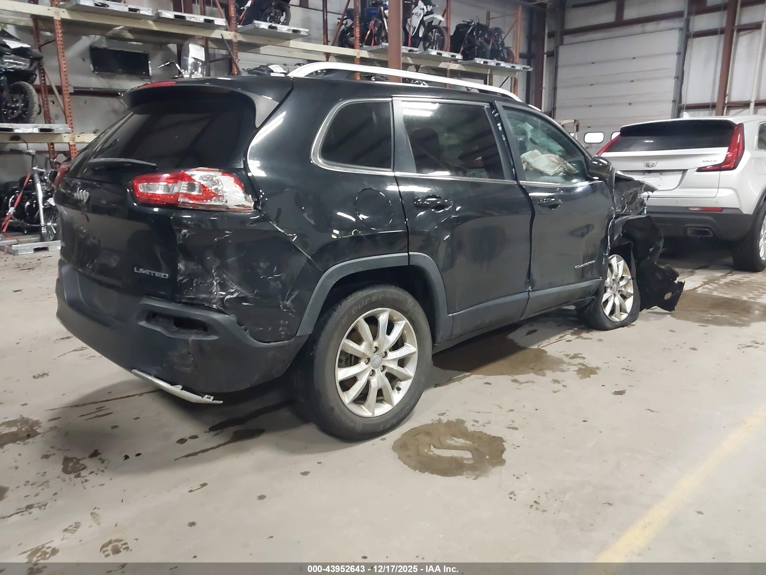 JEEP CHEROKEE image 4