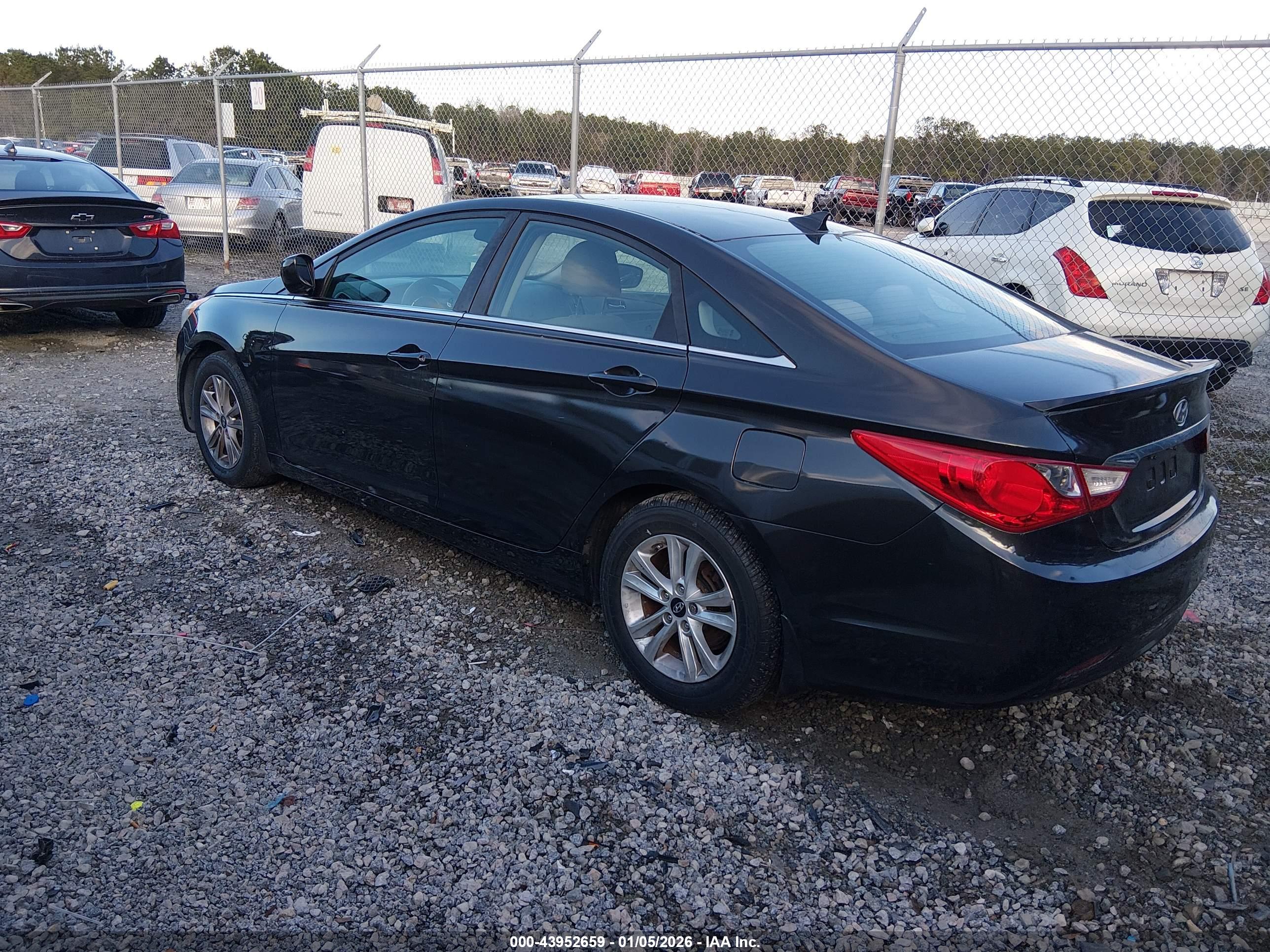HYUNDAI SONATA image 3