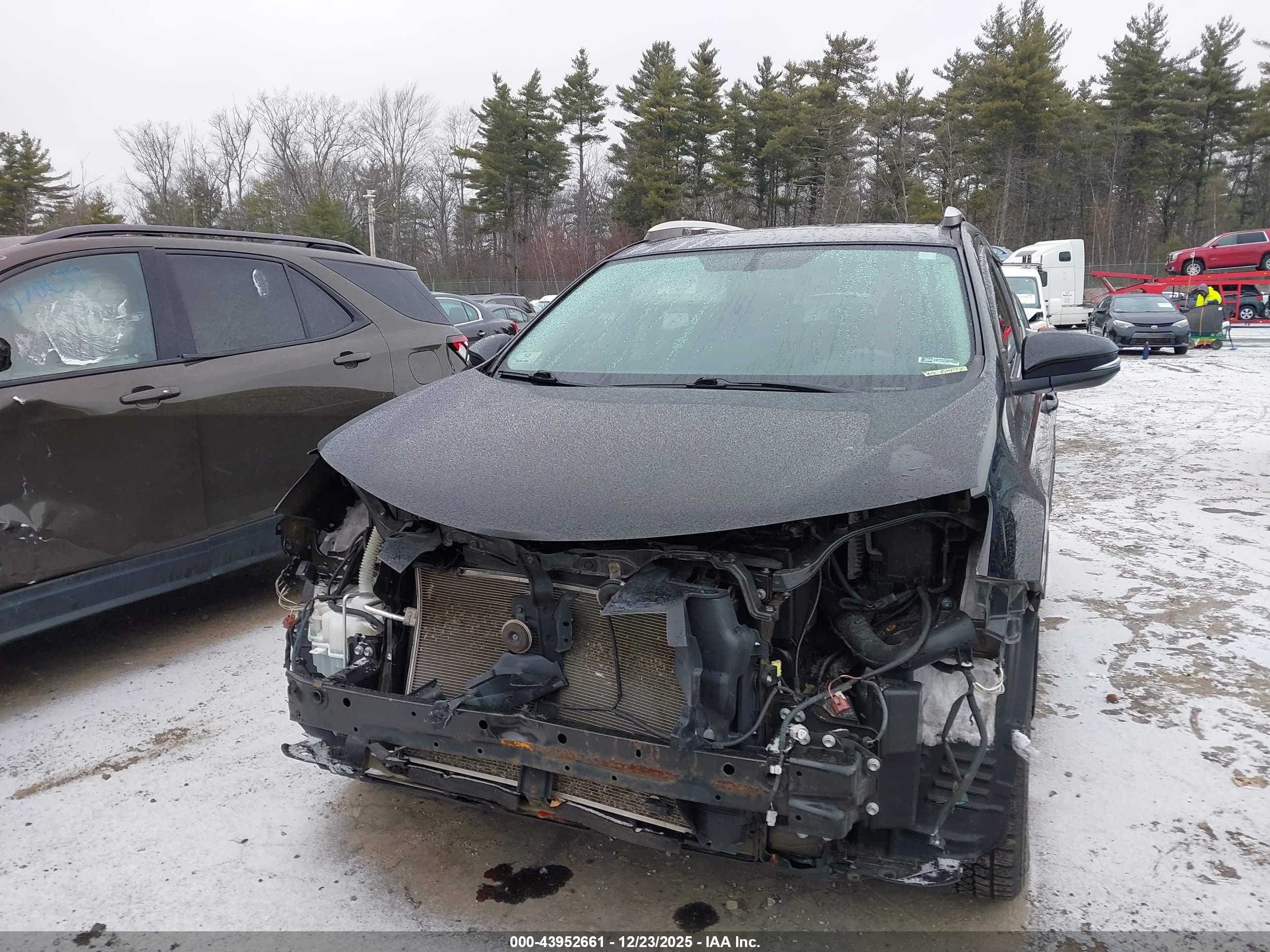 TOYOTA RAV4 image 6