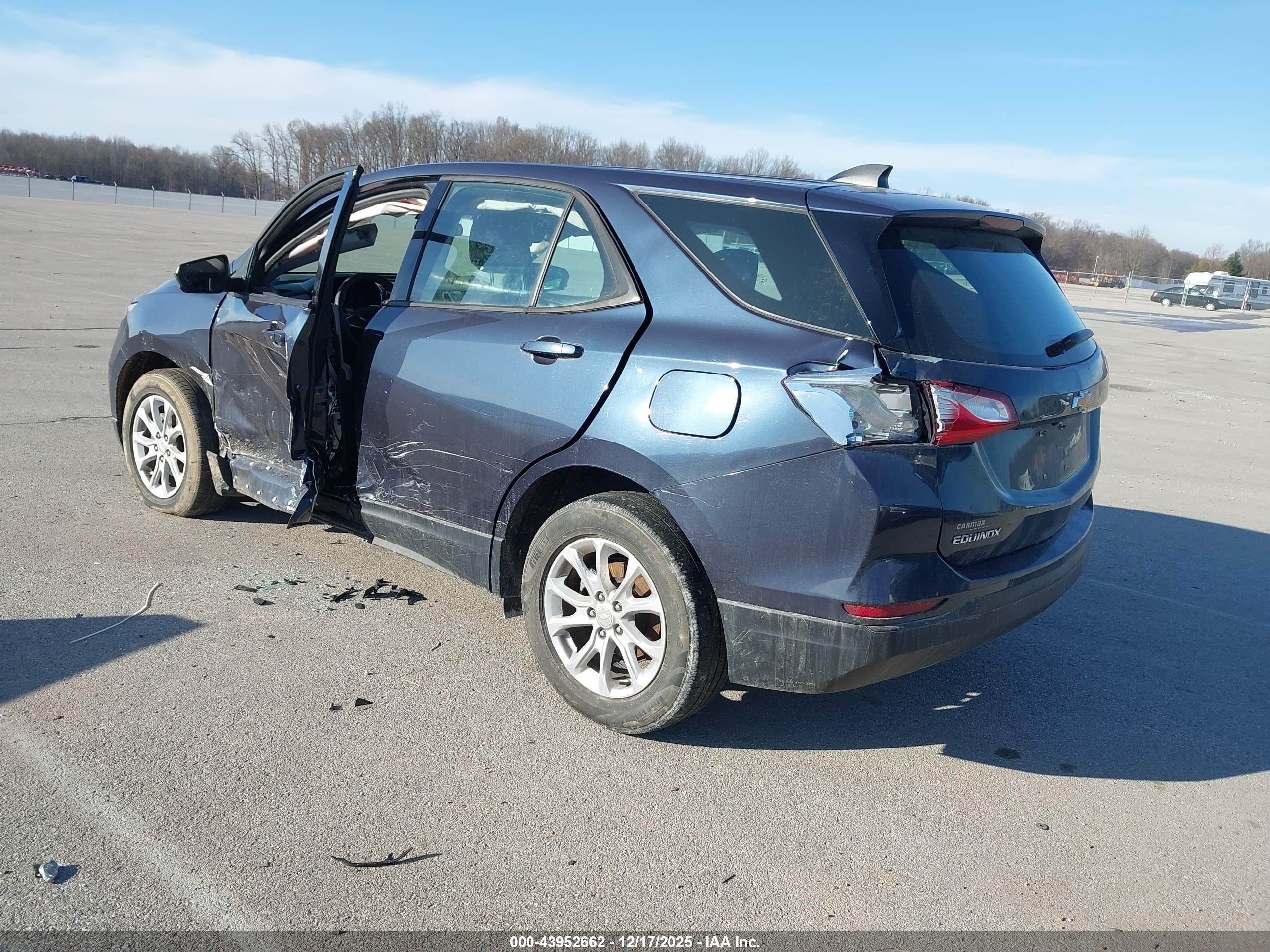 CHEVROLET EQUINOX image 3