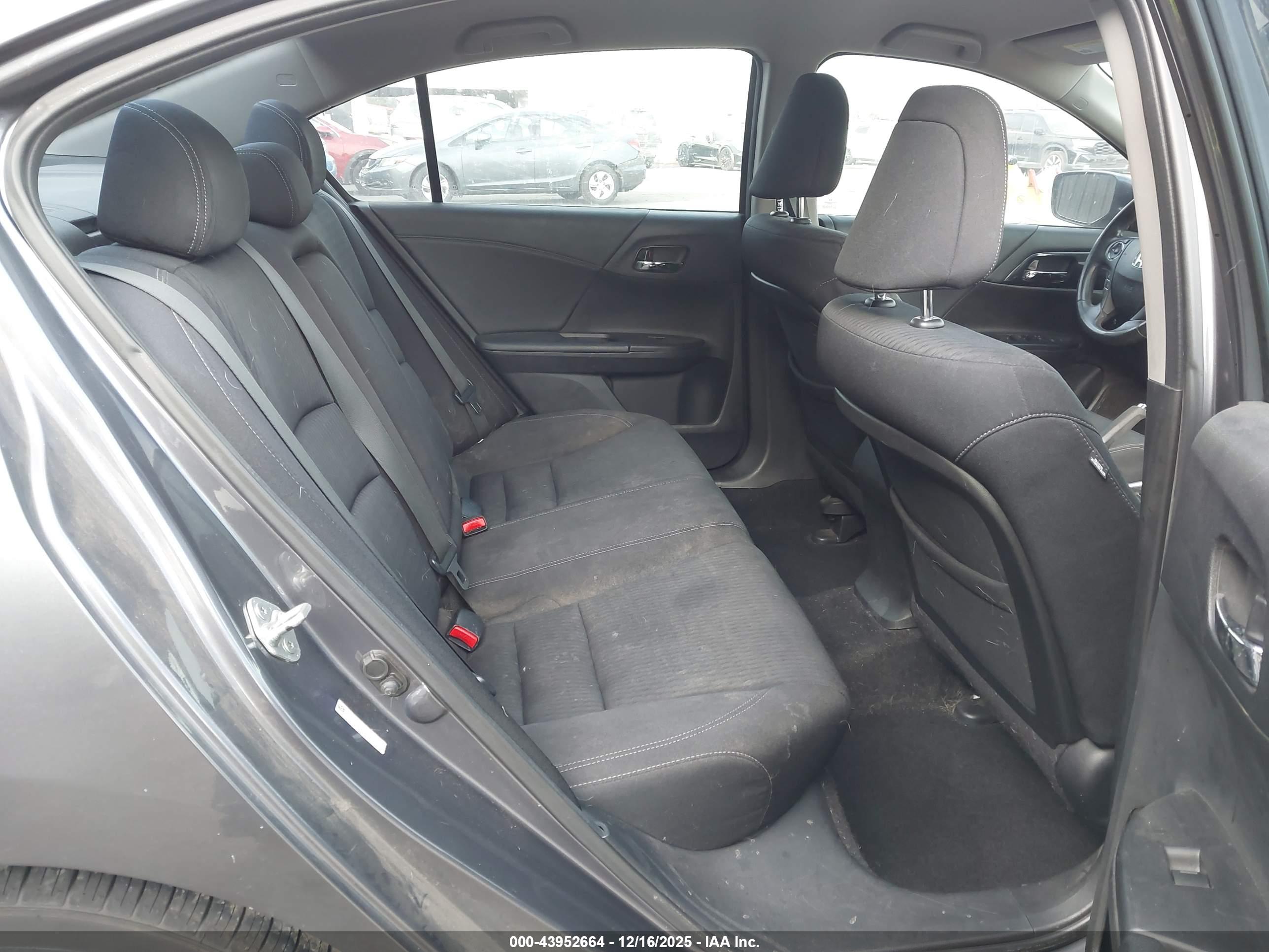 HONDA ACCORD image 8