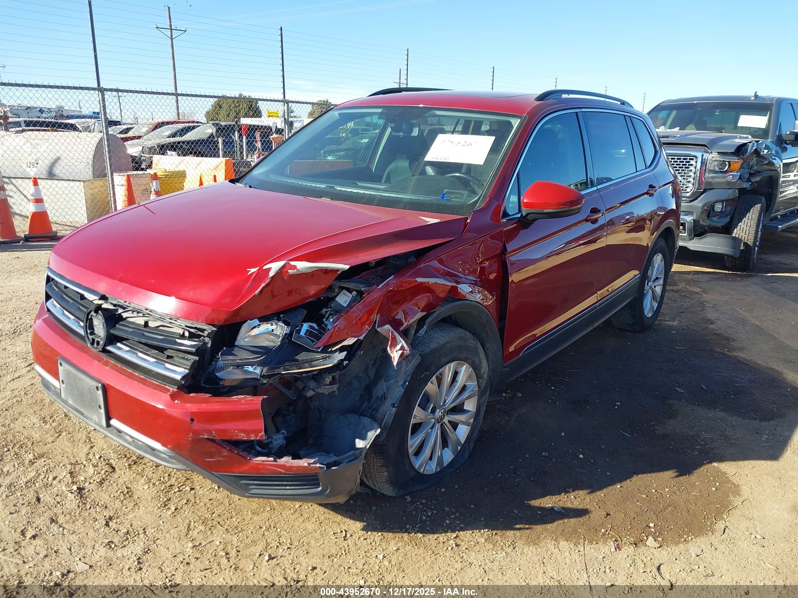 VOLKSWAGEN TIGUAN image 2