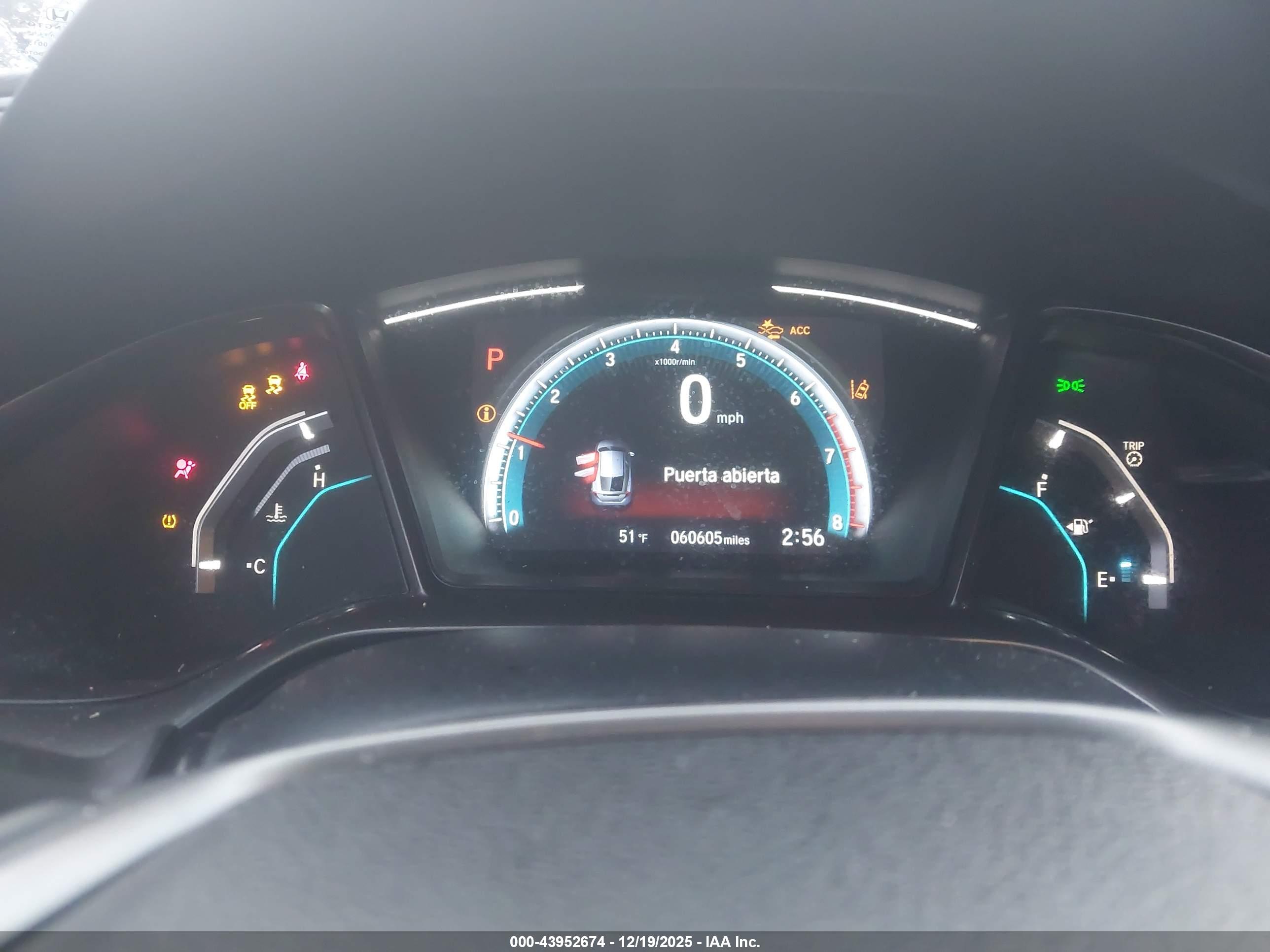 HONDA CIVIC image 7