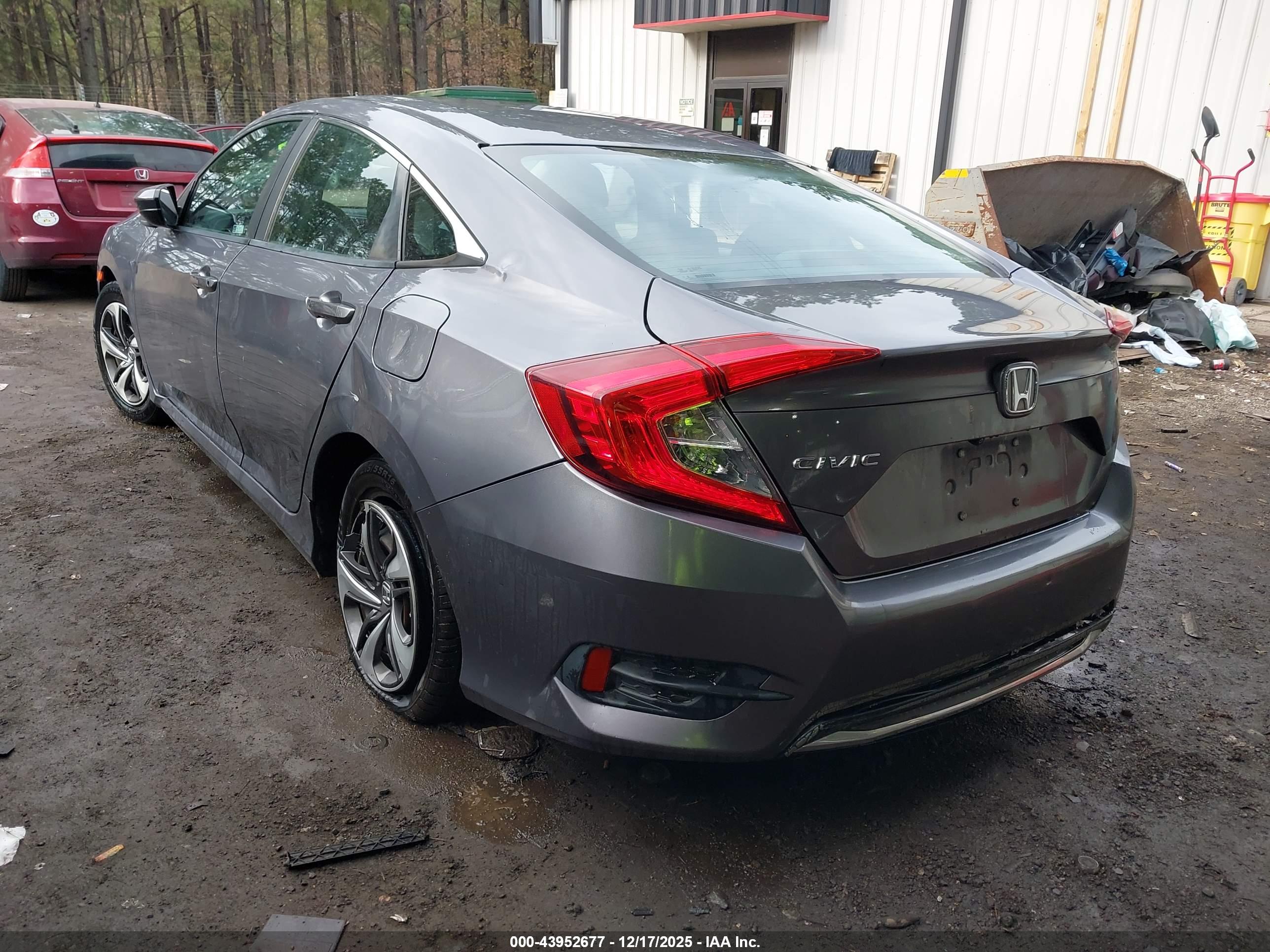HONDA CIVIC image 3
