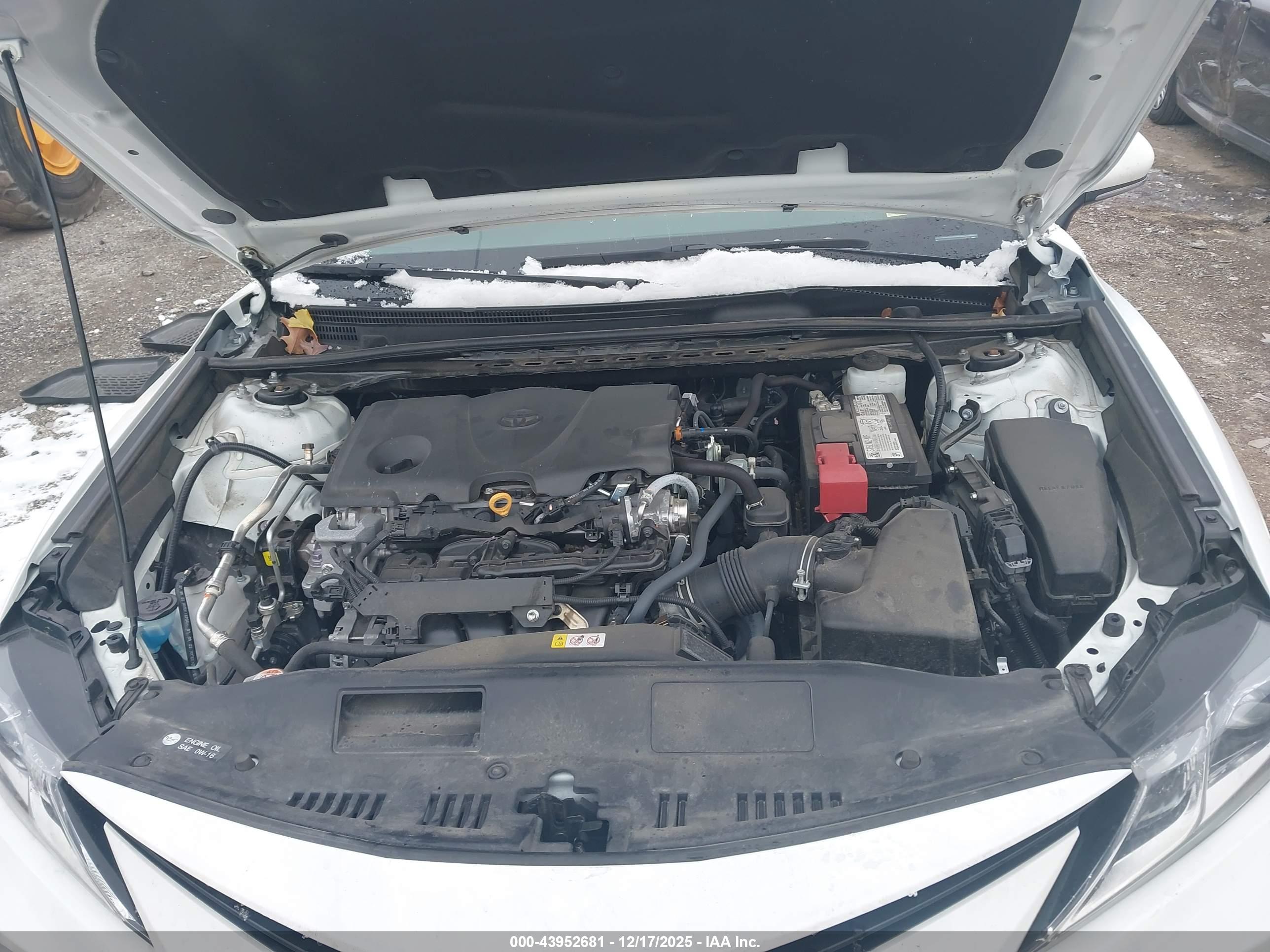 TOYOTA CAMRY image 10