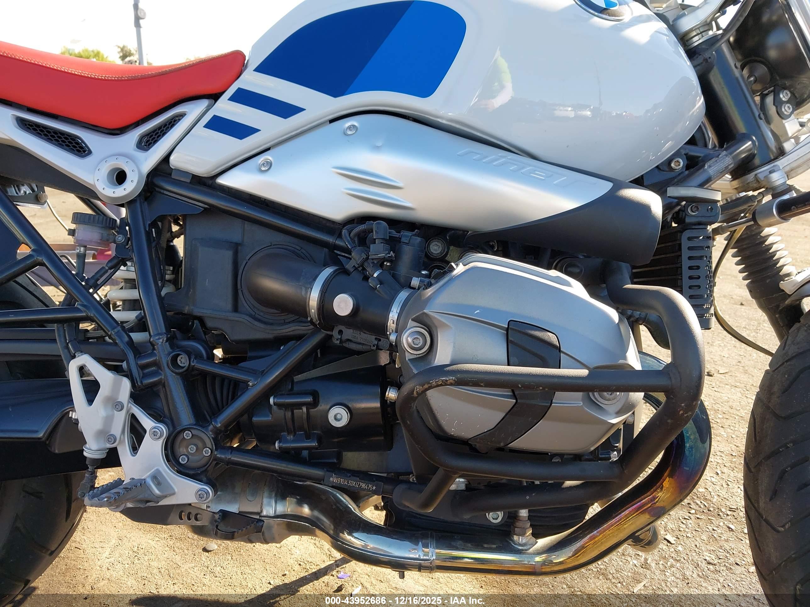 BMW R image 8