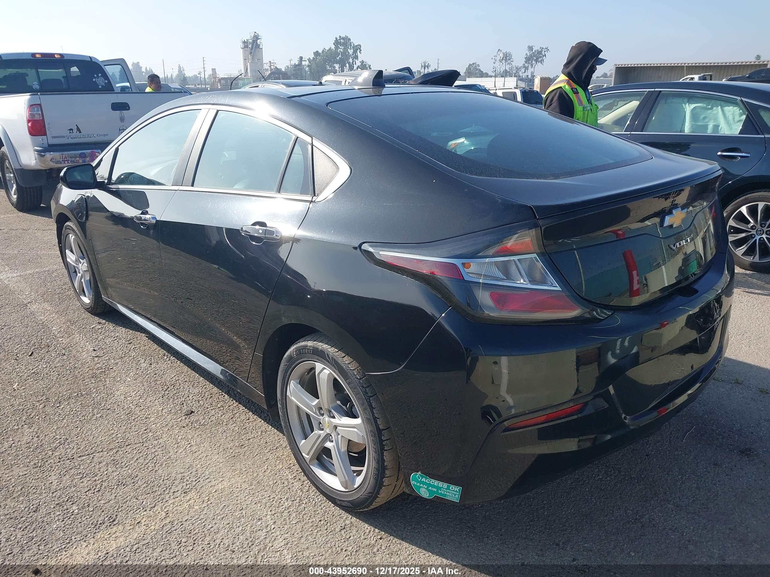 CHEVROLET VOLT image 3